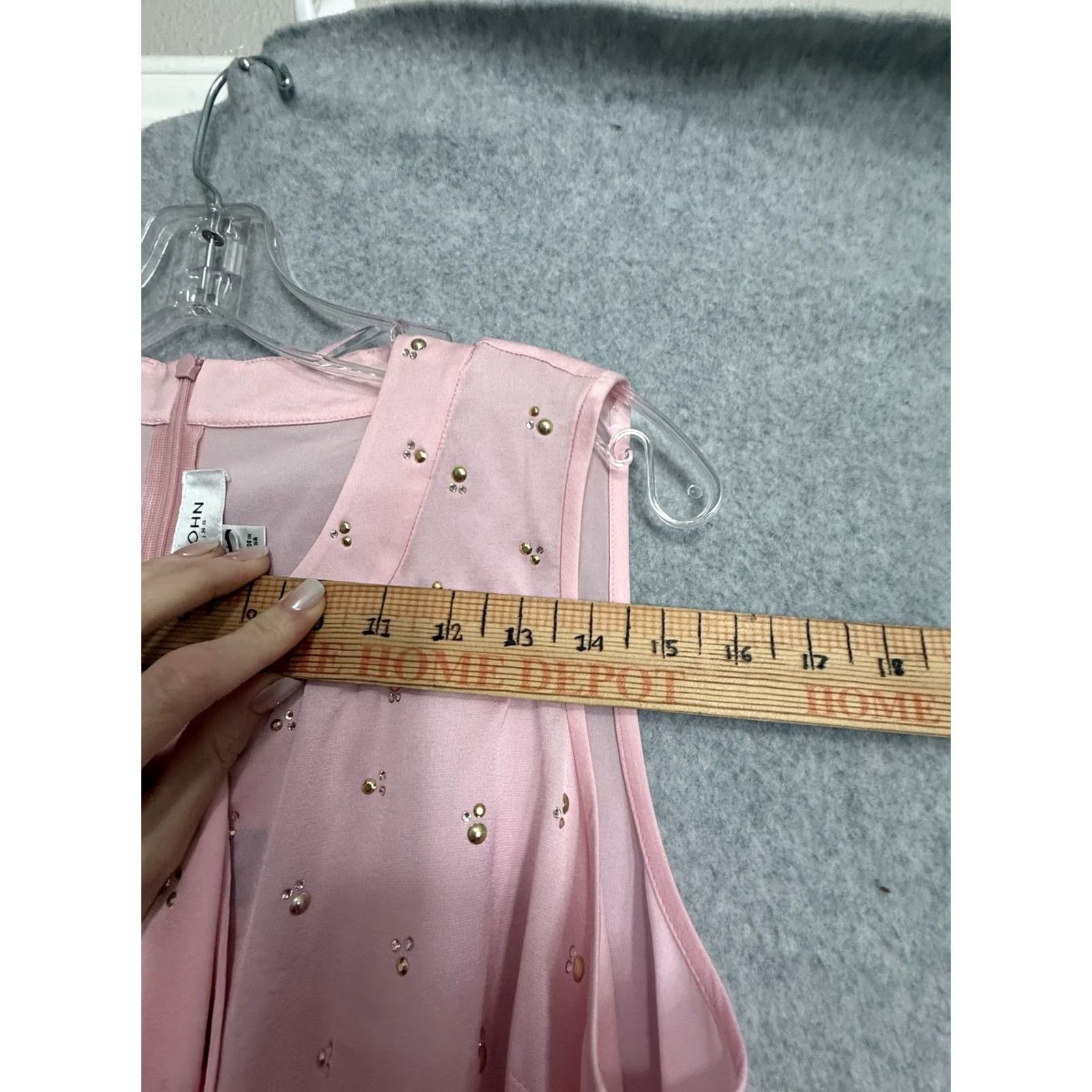 St. John VINTAGE St. John Evening Blouse Womens L Pink Rhinestone Sleeveless Tie Neck Top Size L / US 10 / IT 46 - 7 Thumbnail