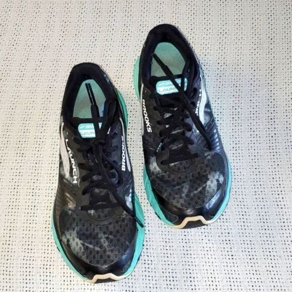 Brooks Brooks Launch Sz. 9 Green/Black Running Athletic Sneakers Size US 9 / IT 39 - 1 Thumbnail