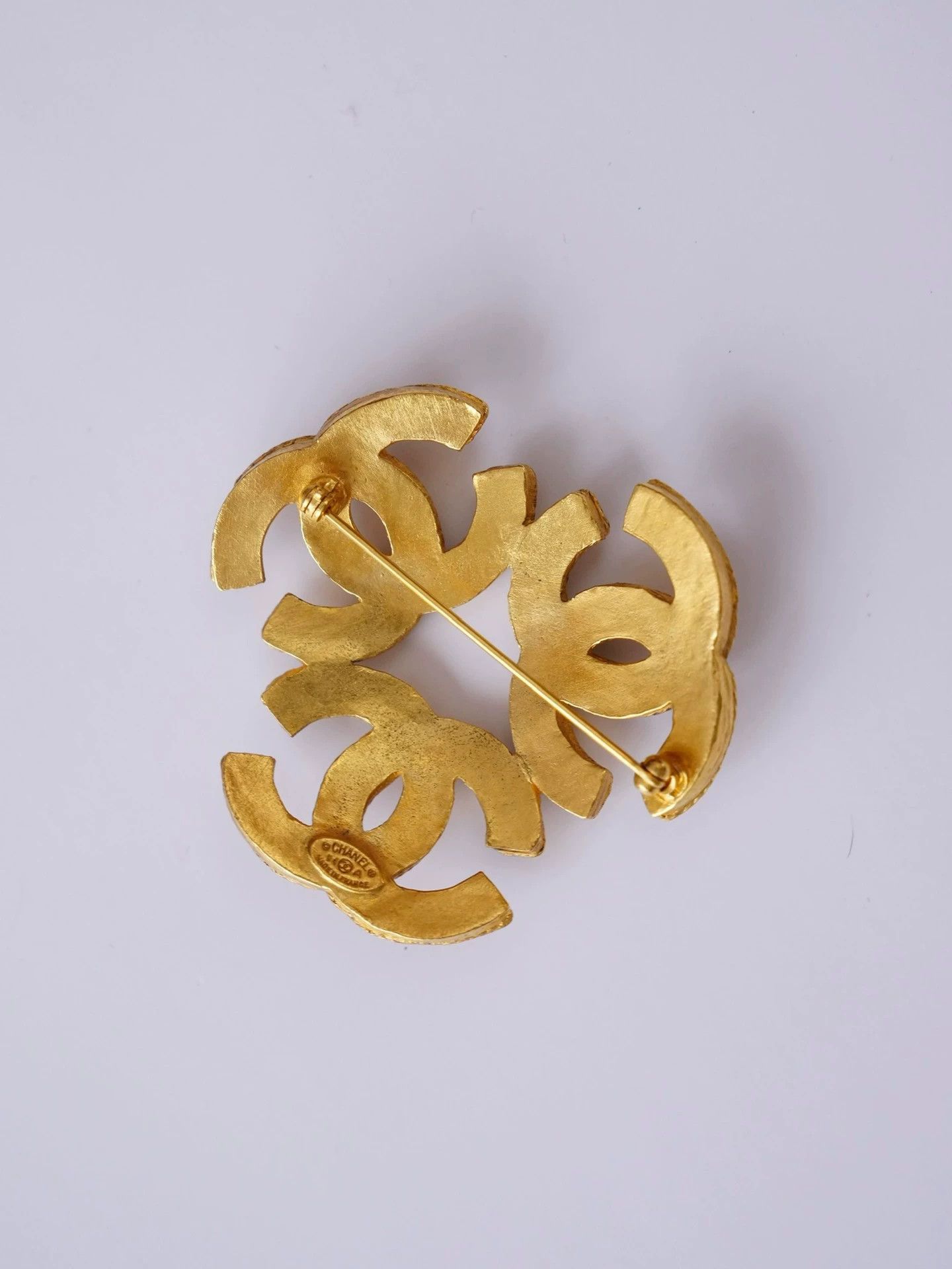 Chanel Vintage Chanel Triple Logo Grapevine Double C Brooch 5.5cm Size ONE SIZE - 8 Thumbnail