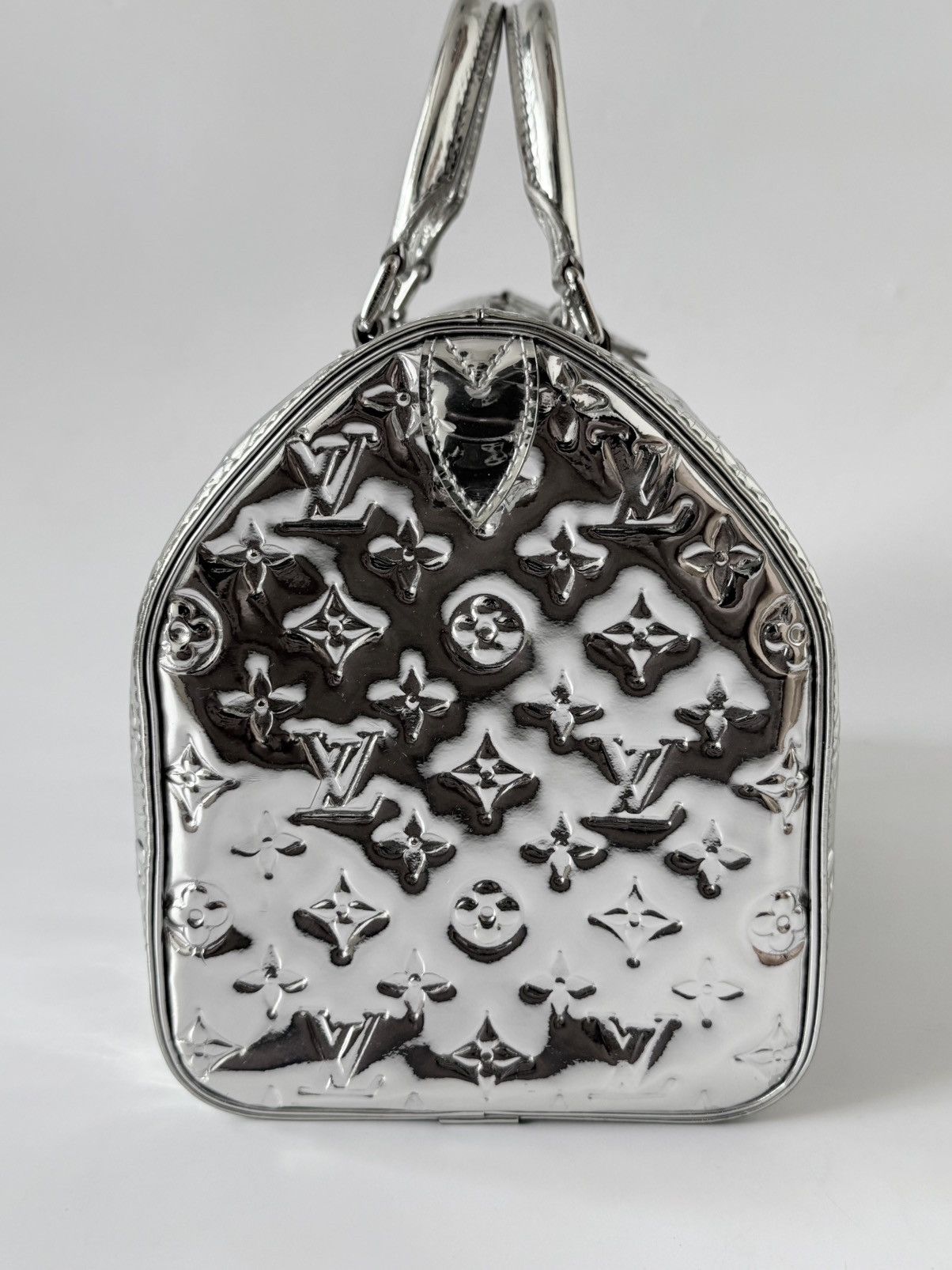 Louis Vuitton Louis Vuitton Limited Silver Monogram Miroir Speedy 30 Bag Size ONE SIZE - 5 Thumbnail