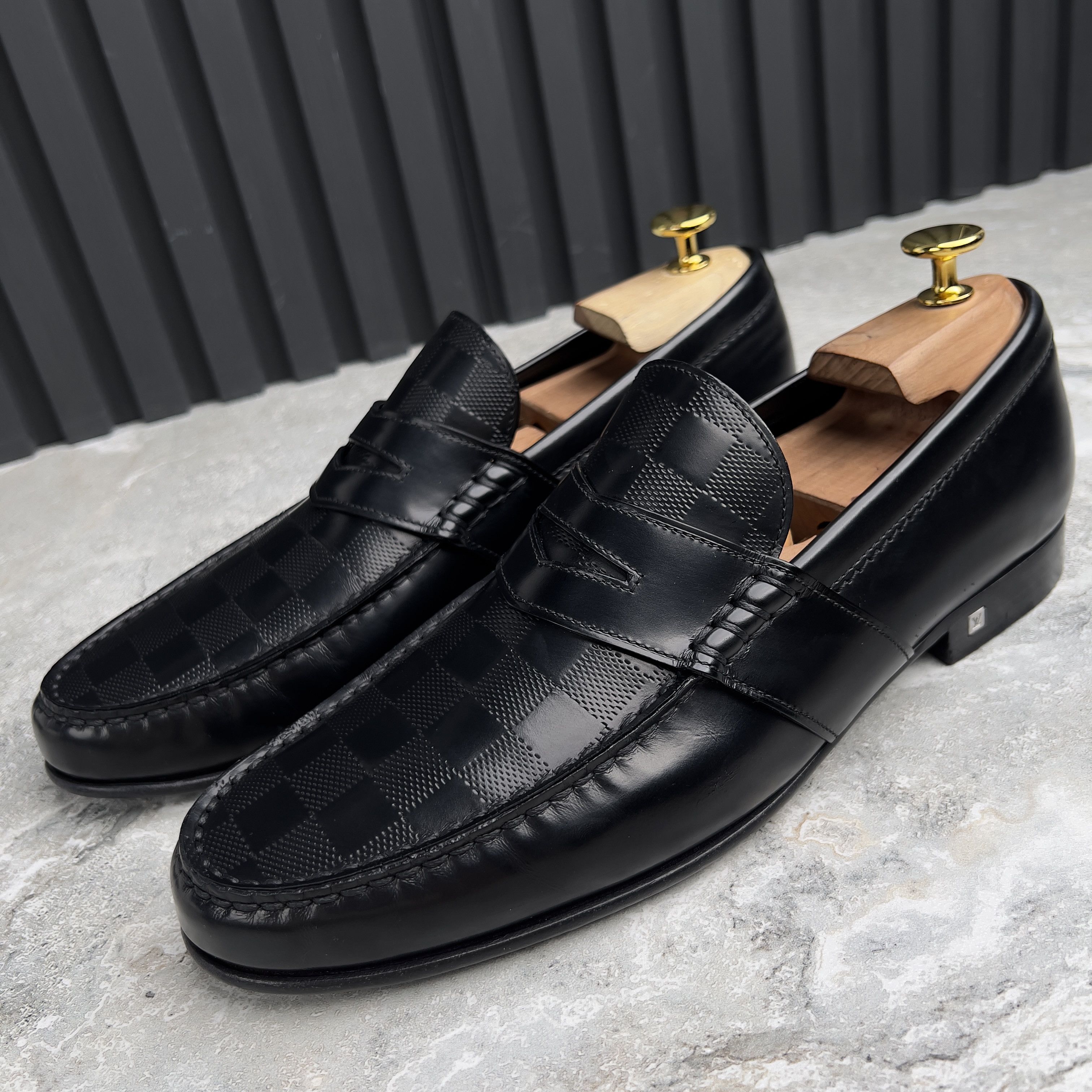 Louis Vuitton Damier Infini Leather Slip On Loafers Black UK 7.5 US 8.5 EU 41.5 Louis Vuitton Outline Penny Damier Loafers Leather main image 2