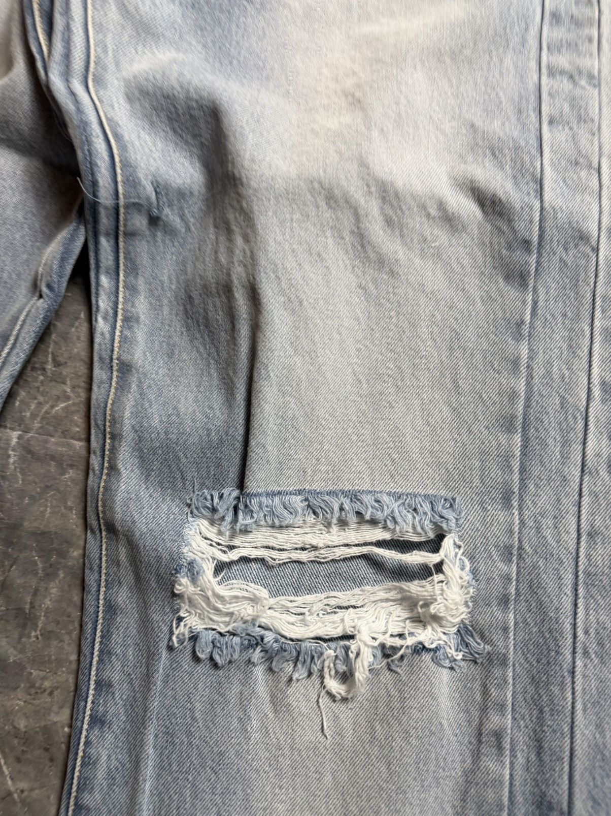 Vetements Vetements Distressed Jeans Size US 32 / EU 48 - 8 Thumbnail