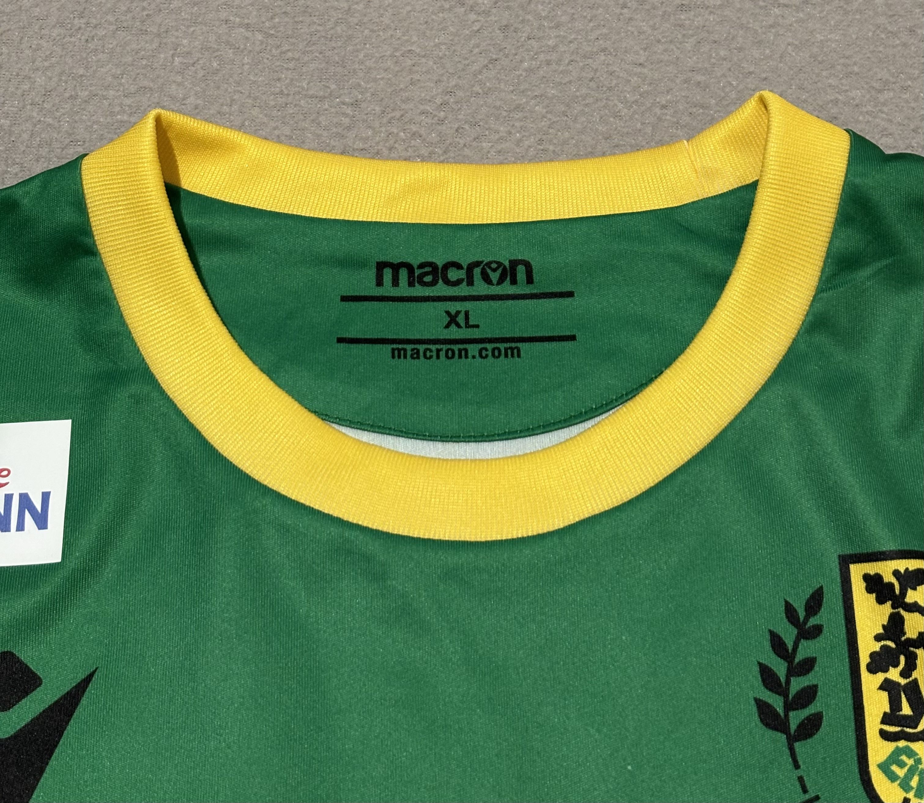 Macron VfL Eintracht Hagen 2021/2022 Toromanović #43 Macron Size US XL / EU 56 / 4 - 15 Thumbnail
