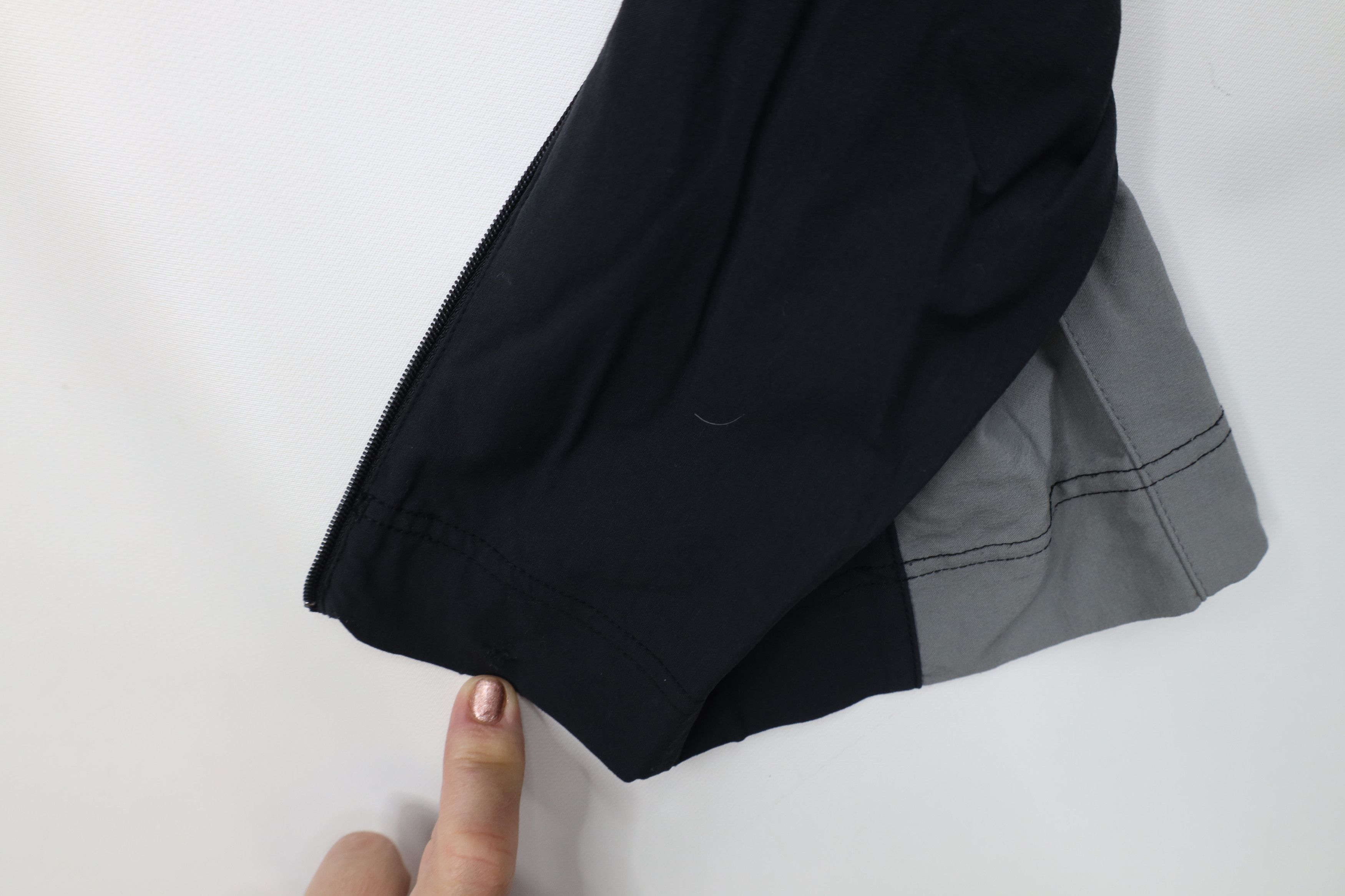 Nike Vintage Nike Mini Swoosh Tapered Leg Pants Black Stretch Size US 32 / EU 48 - 6 Thumbnail