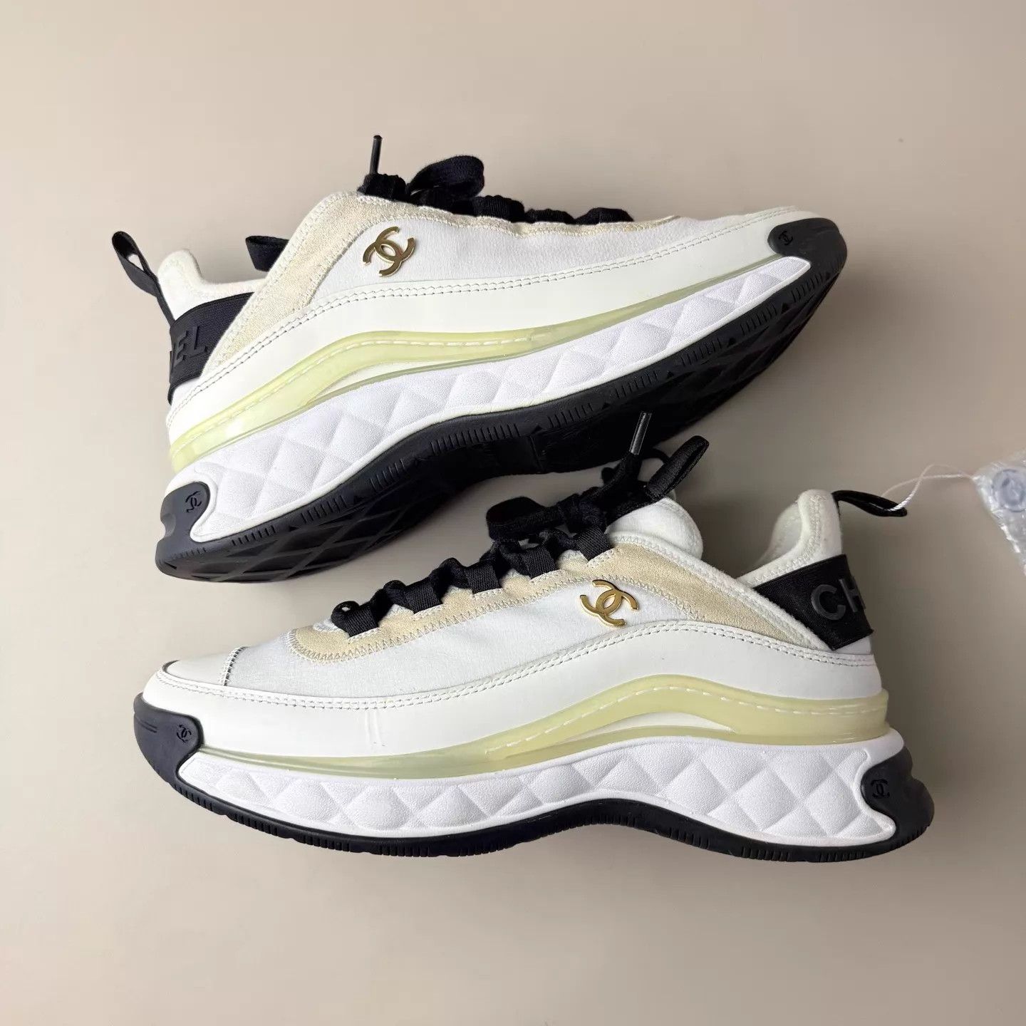 Chanel Chanel Black White Panda Double C Sneakers EUR 38 Size US 7.5 / IT 37.5 - 5 Thumbnail