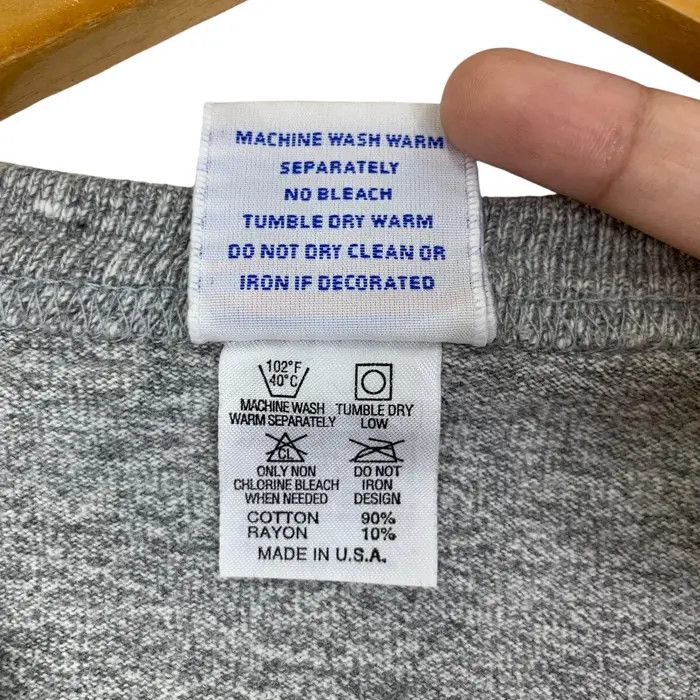 Champion Vintage CHAMPION HEAVY WEIGHT JERSEY Rayon Tee Shirt Size M / US 6-8 / IT 42-44 - 6 Thumbnail