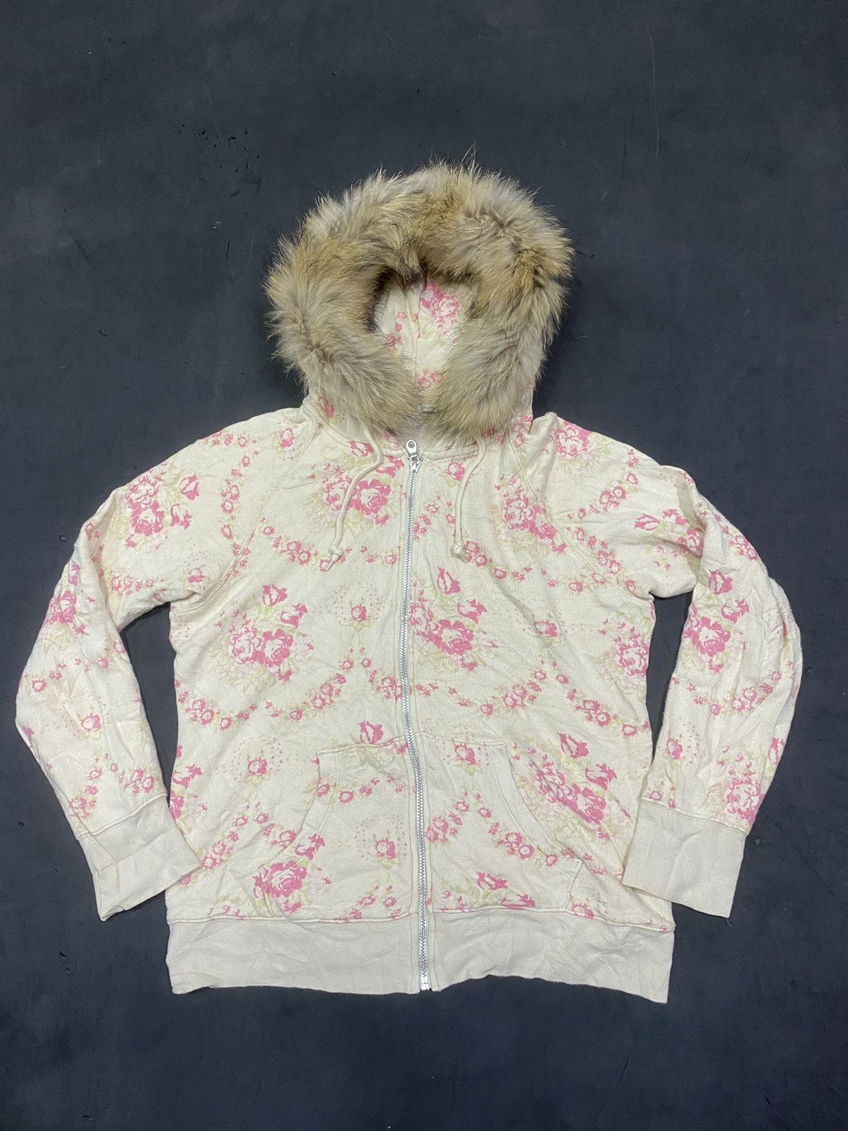image of If Six Was Nine x Le Grande Bleu L G B Bindingofferpeach Flower Print Furhoodie Lgb Ifsixwasnine (S