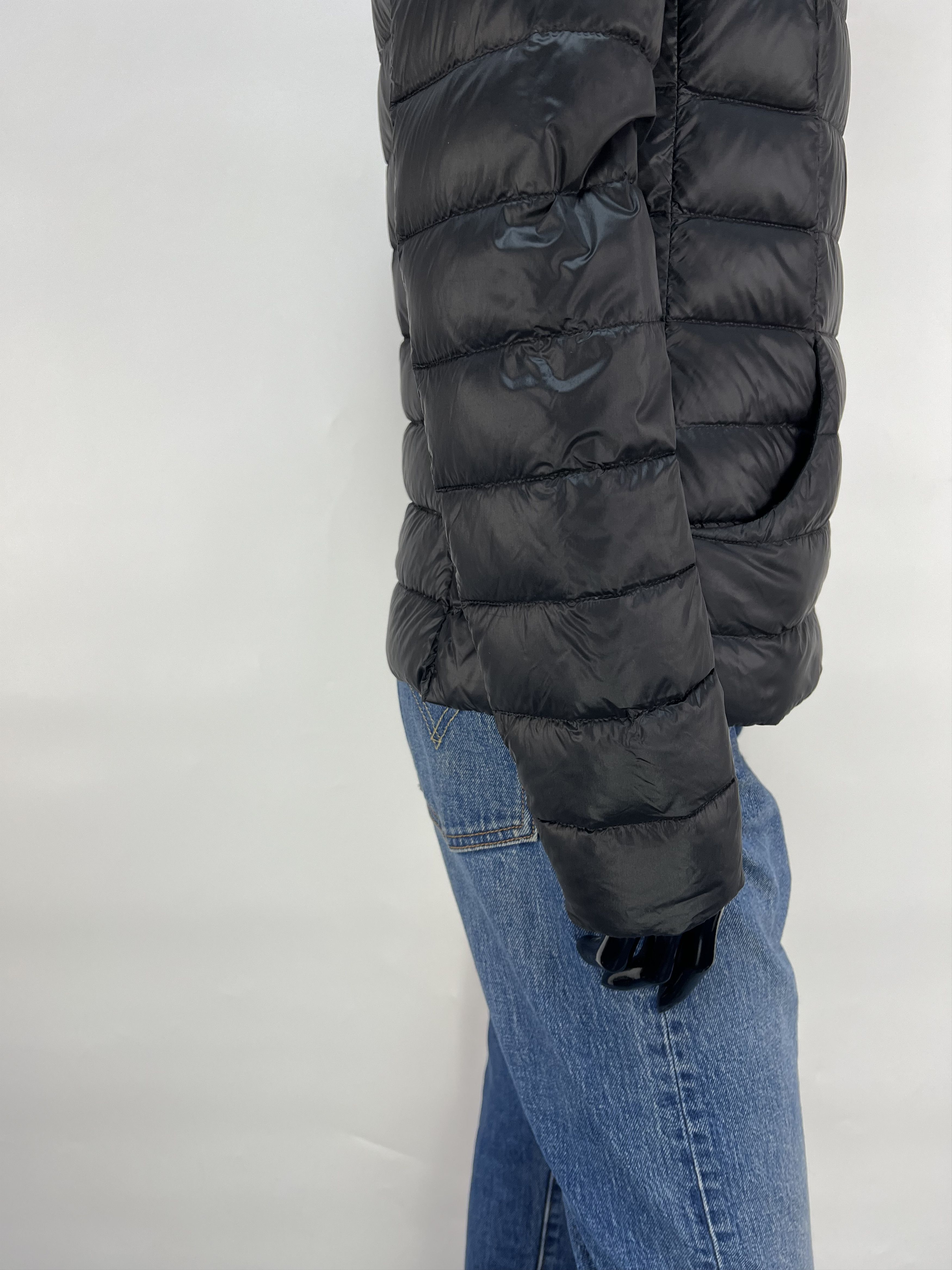 Woolrich Woolen Mills Woolrich Quilted Ultra Light Down Jacket Puffer Size XS / US 0-2 / IT 36-38 - 8 Thumbnail