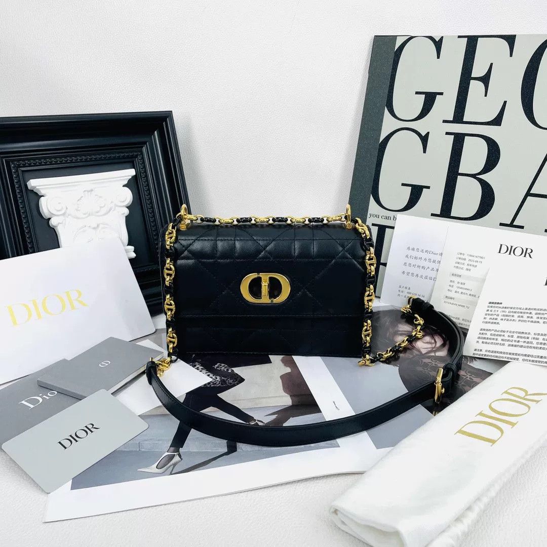 Dior Pre-loved Bag Very good condition Size ONE SIZE - 1 Thumbnail