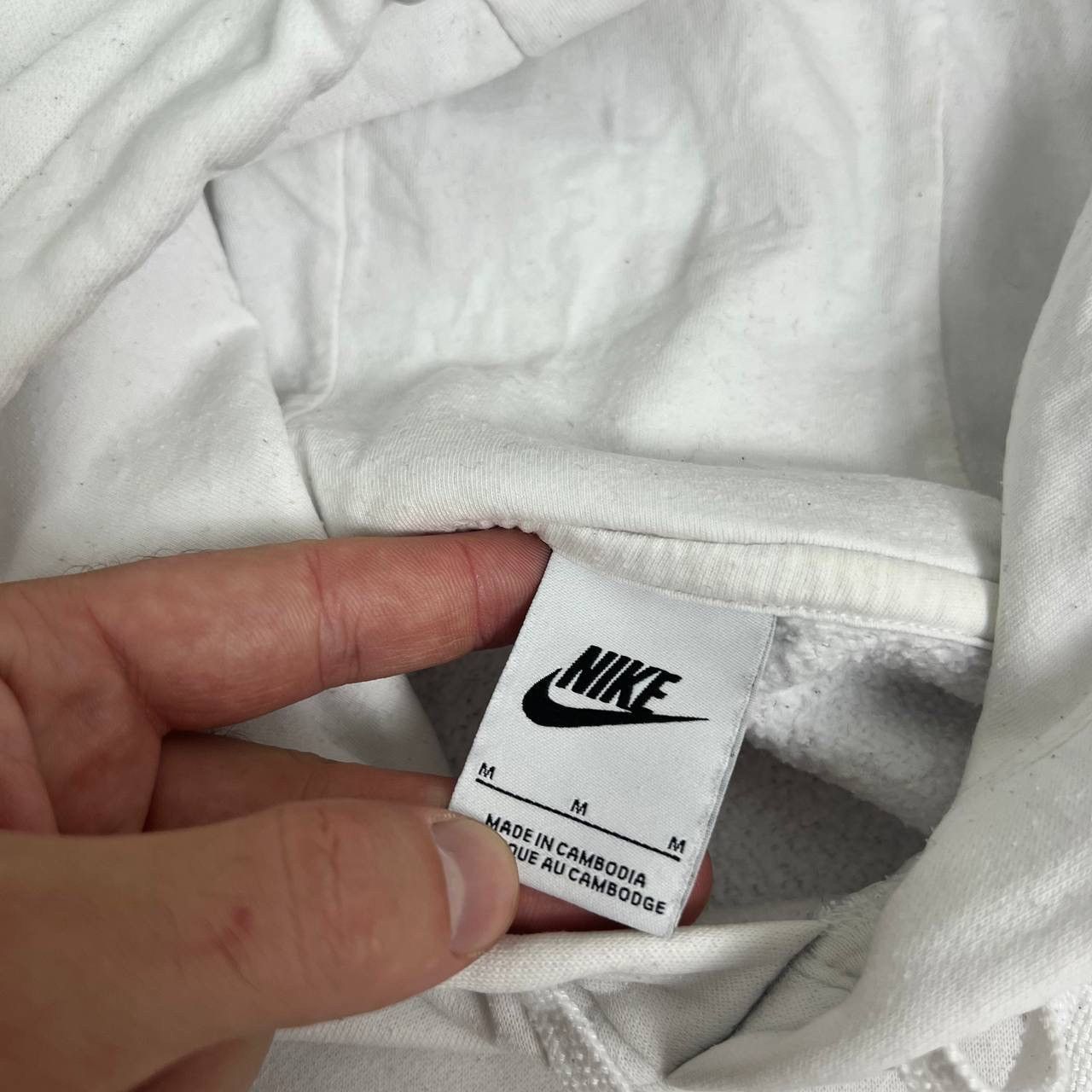 Nike White nike hoodie boxy fit y2k style mini swoosh Size US M / EU 48-50 / 2 - 4 Thumbnail