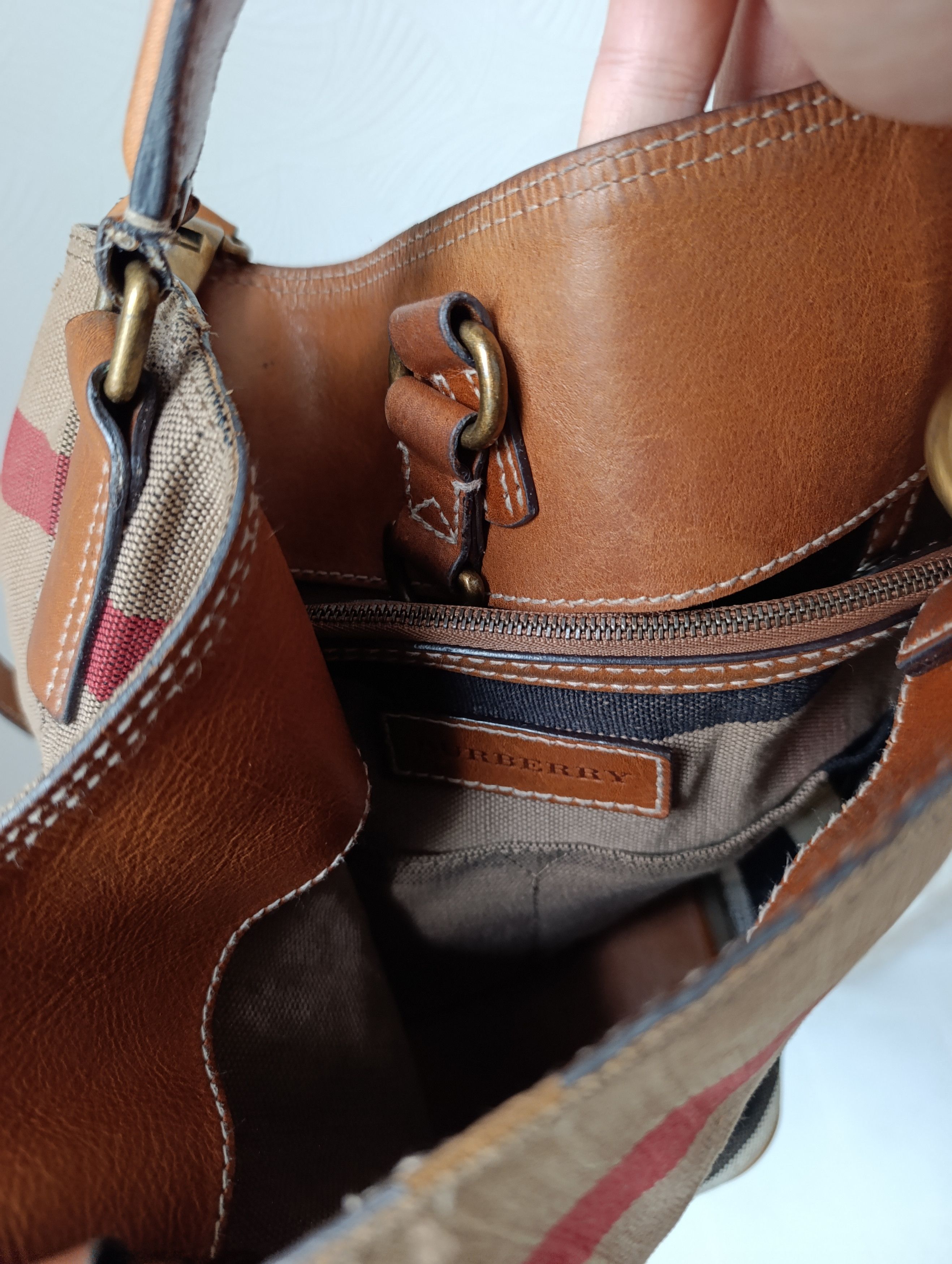 Burberry BURBERRY ASHBY MEDIUM SADDLE LEATHER CHECK CANVAS HOBO BAG Size ONE SIZE - 20 Thumbnail