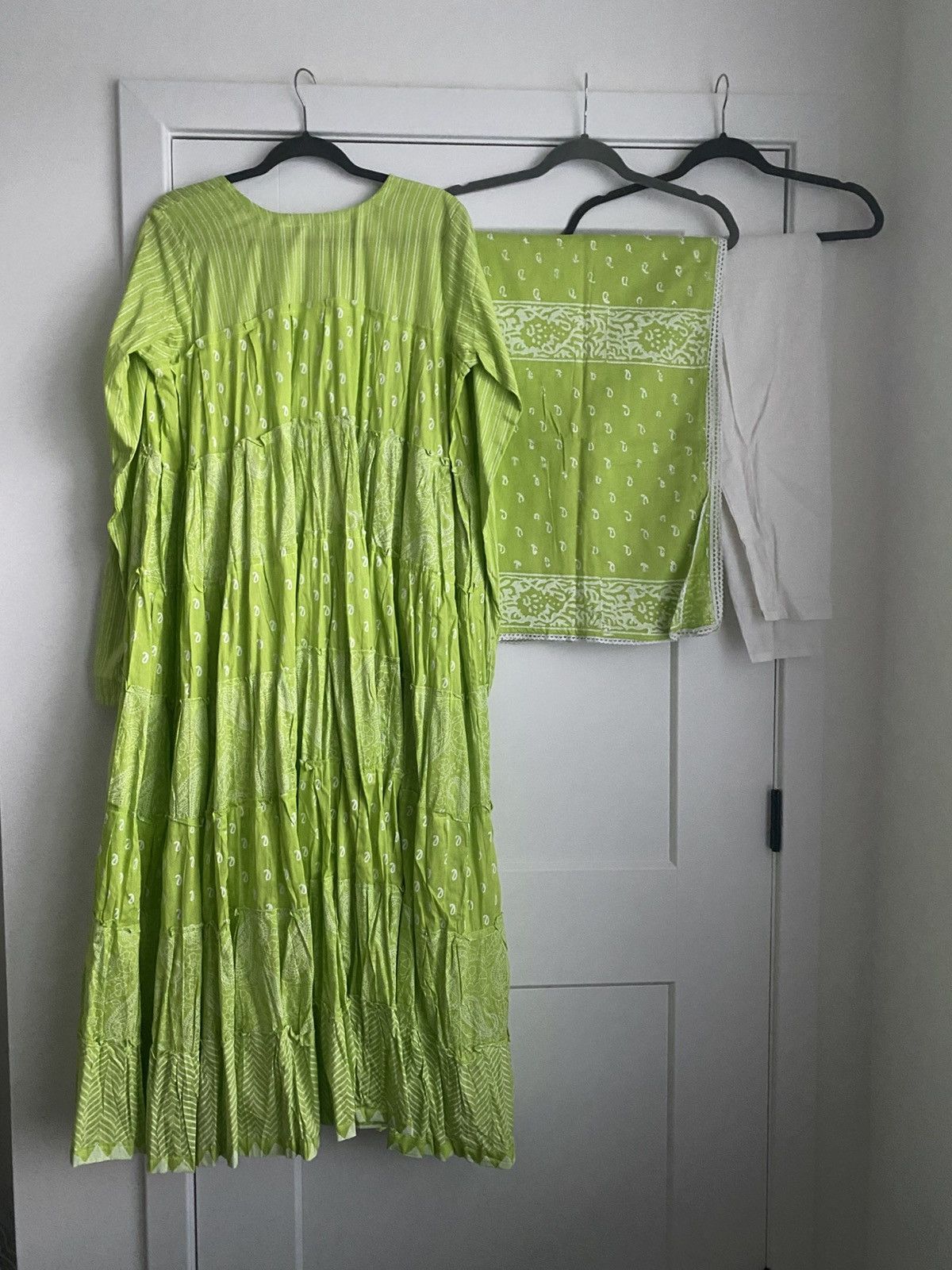 Other Firdaus Khari Lime Green Printed Tiered Anarkali - Set Of 3 Size L / US 10 / IT 46 - 5 Thumbnail