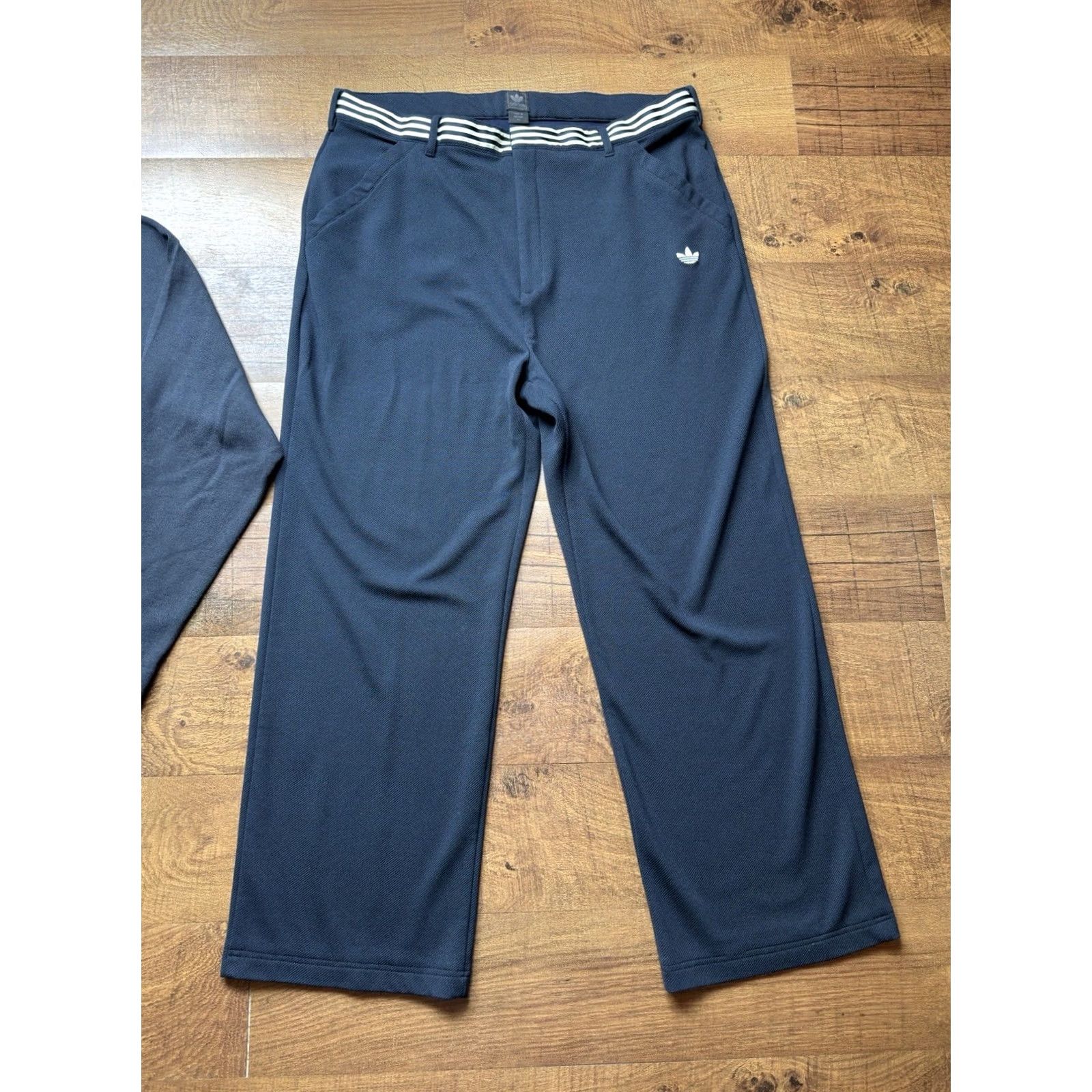 Adidas VINTAGE adidas Suit Mens XL Blue Originals Tracksuit Trefoil Logo Men Preppy Y2K Size US 36 / EU 52 - 2 Thumbnail