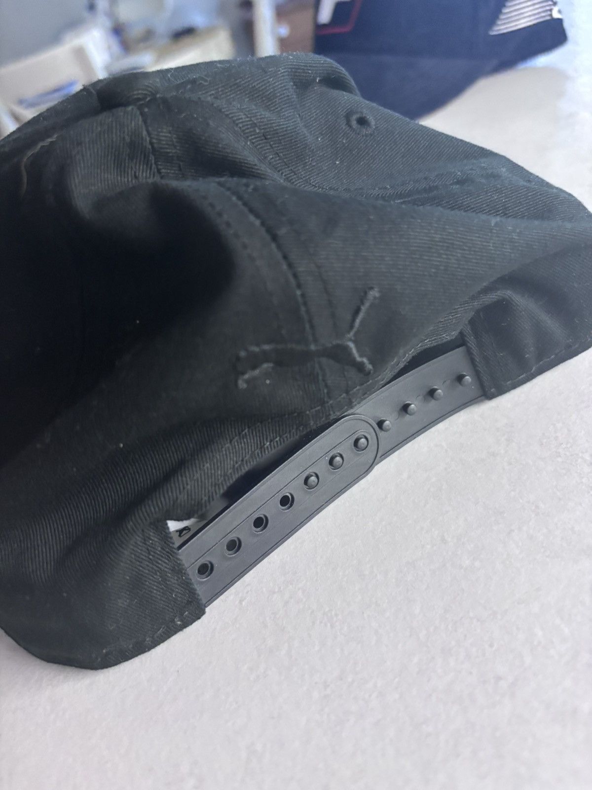 Puma The marathon clothing that was made after Nipsey Hussle died Size ONE SIZE - 2 Thumbnail