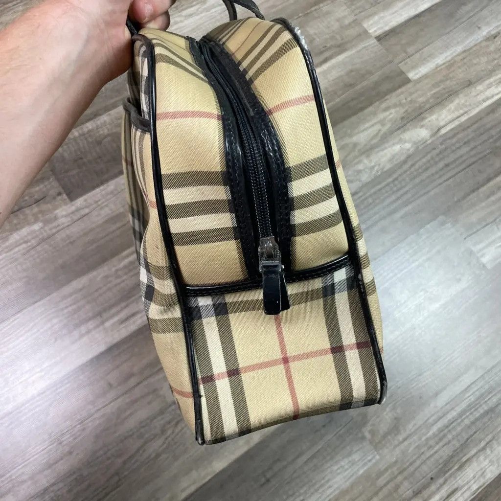 Burberry Burberry Full pattern travel bag Measurements: 40x25x12cm Size ONE SIZE - 3 Thumbnail