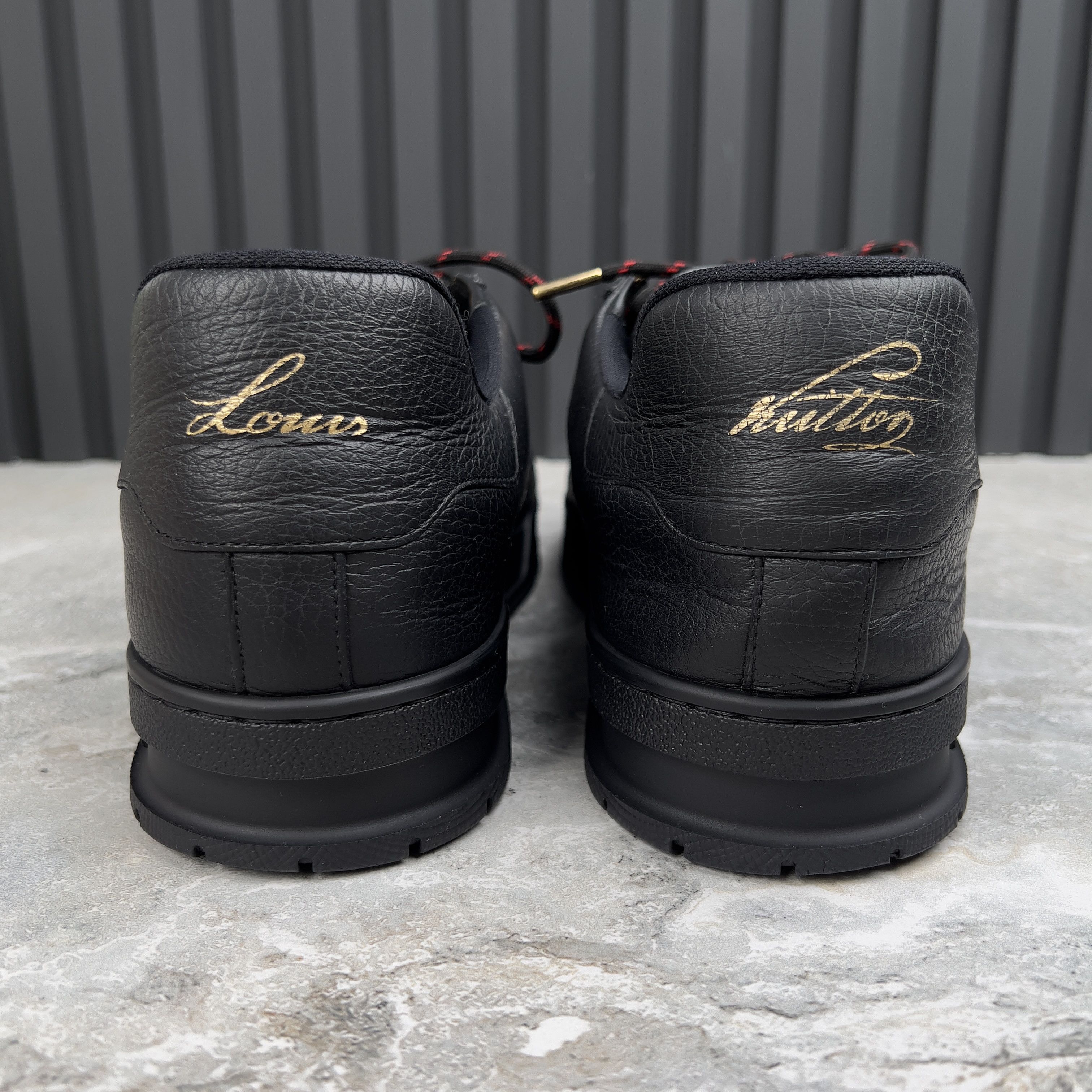 Louis Vuitton Louis Vuitton Trainer Logo Sneaker Leather Size US 11.5 / EU 44-45 - 9 Thumbnail