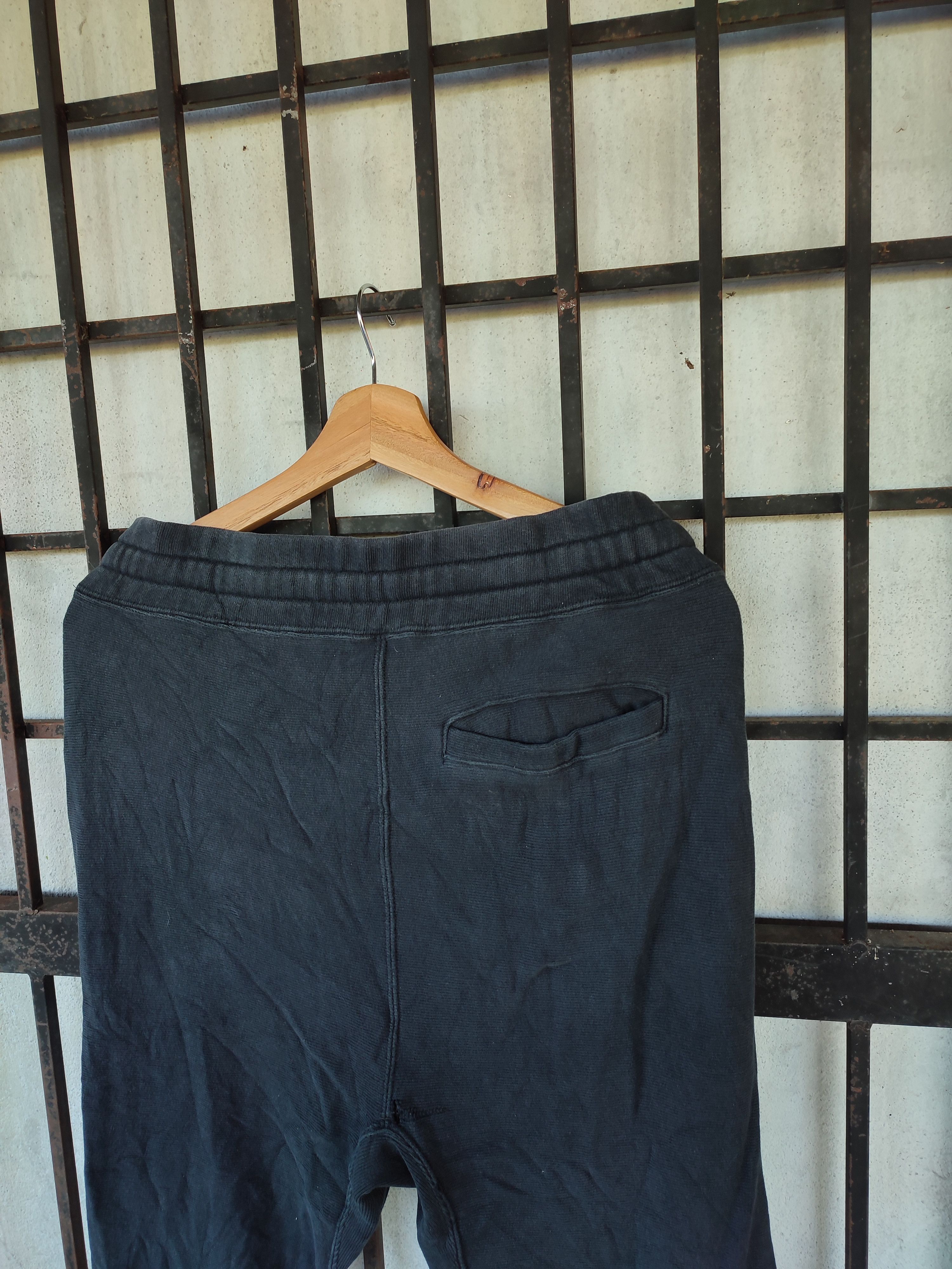 Champion 💥Vintage💥 Reverse Weave Champion Joggers Size US 33 - 9 Thumbnail