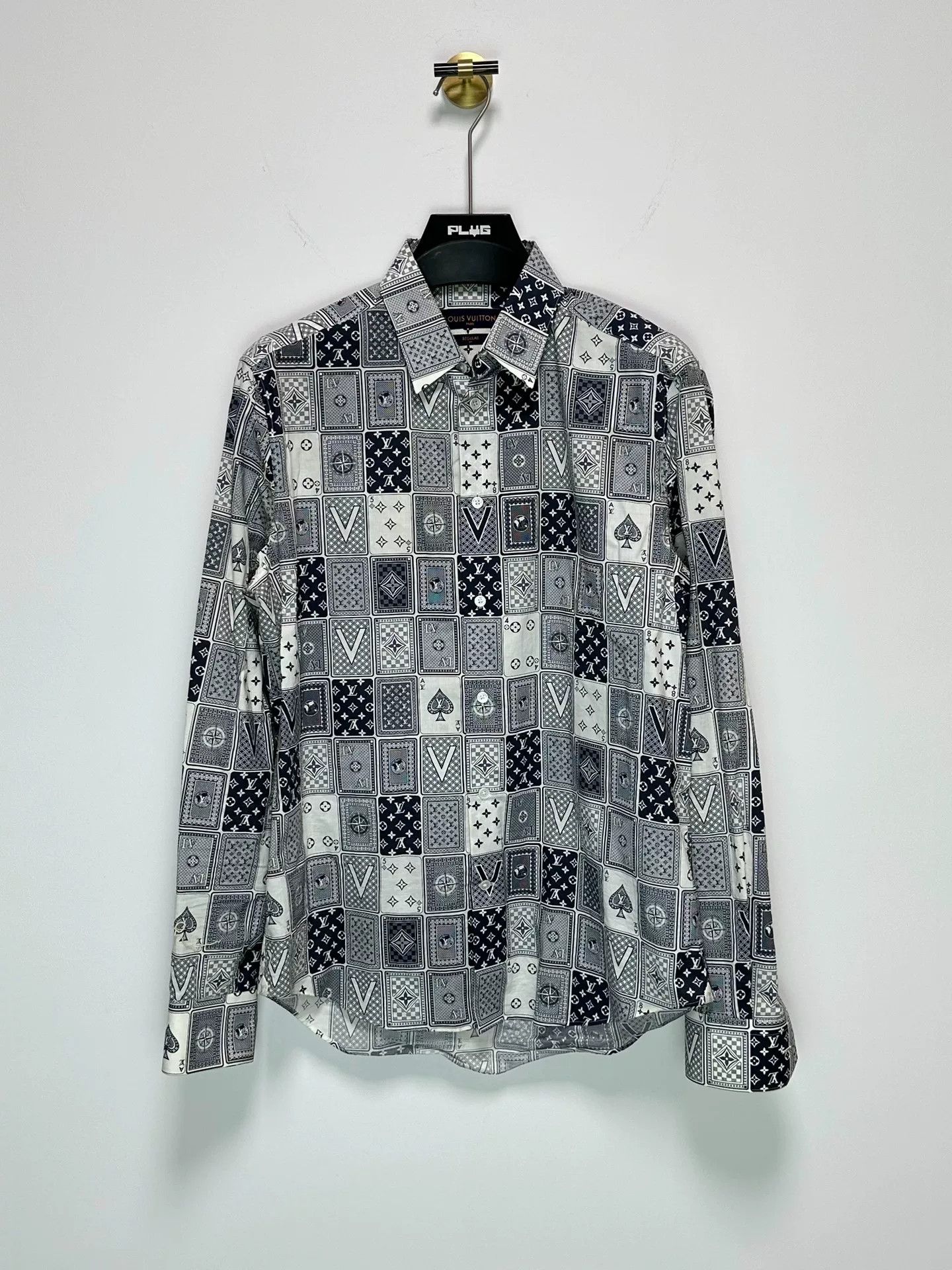 Louis Vuitton Louis Vuitton Monogram Playing Card Print Shirt Size US L / EU 52-54 / 3 - 1 Thumbnail