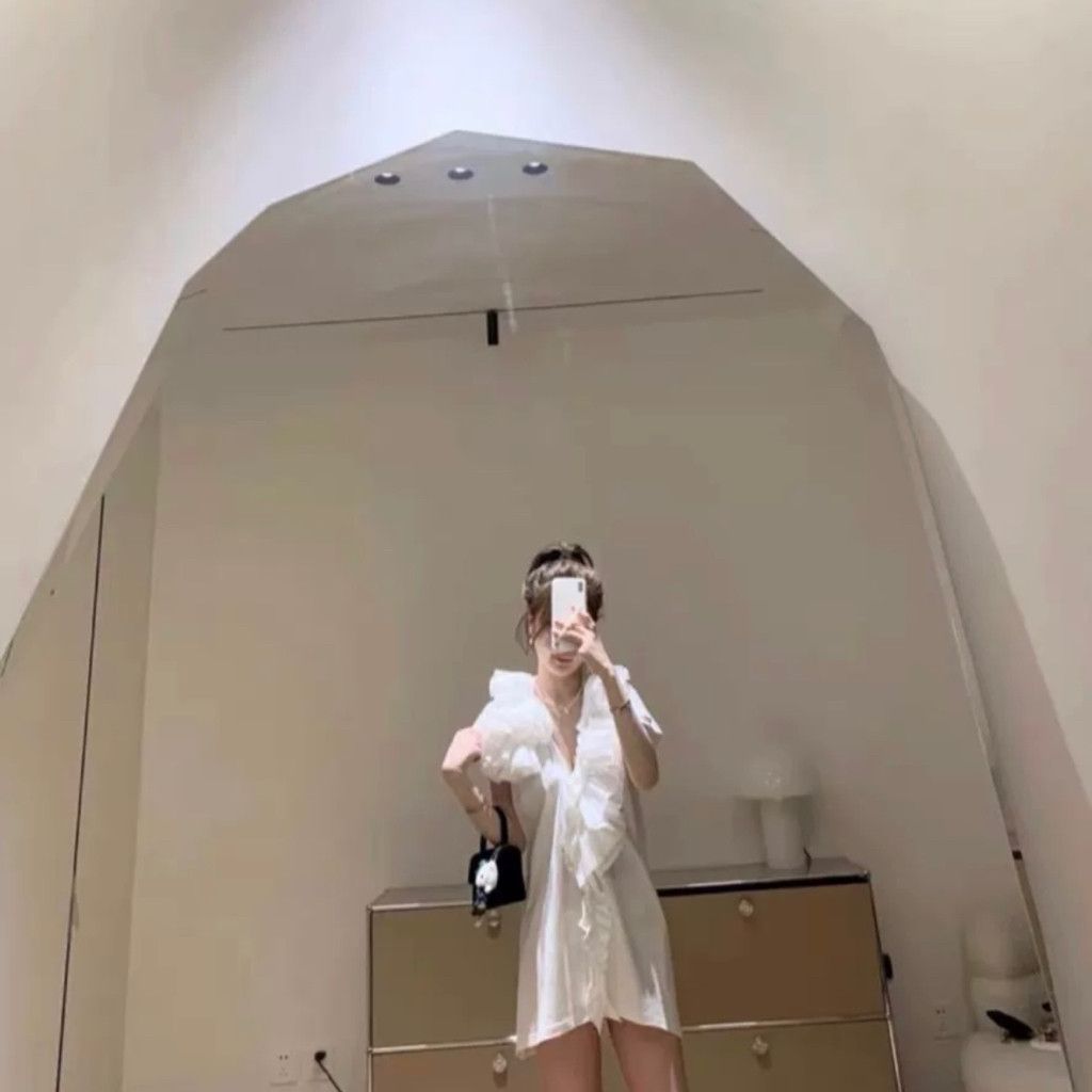 Zara Ruffle Detail Collar V-neck Long Tshirt Dress Size L / US 10 / IT 46 - 2 Thumbnail