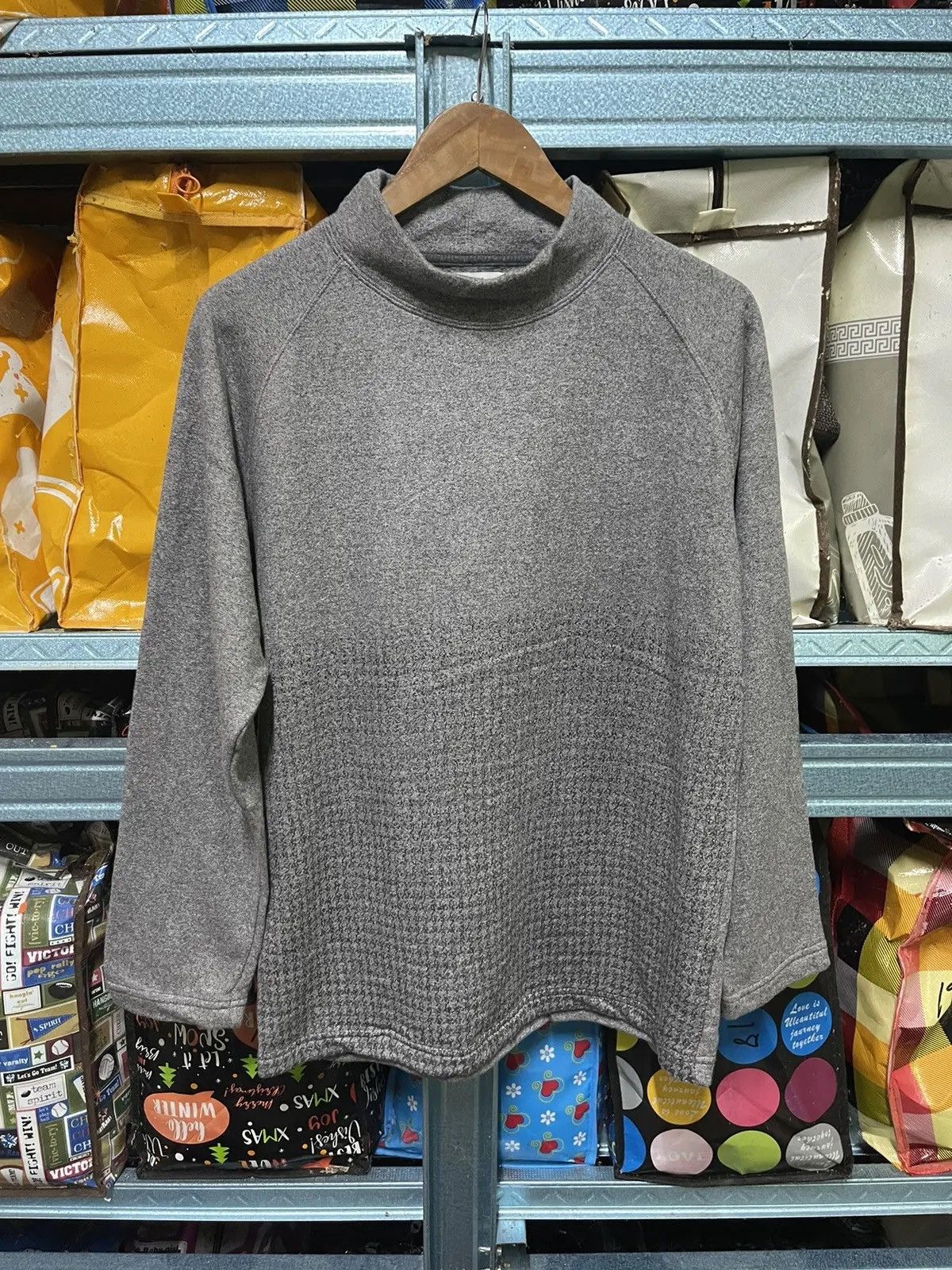 Vintage Aquascutum Mock Neck Pullover – 90s Minimalist