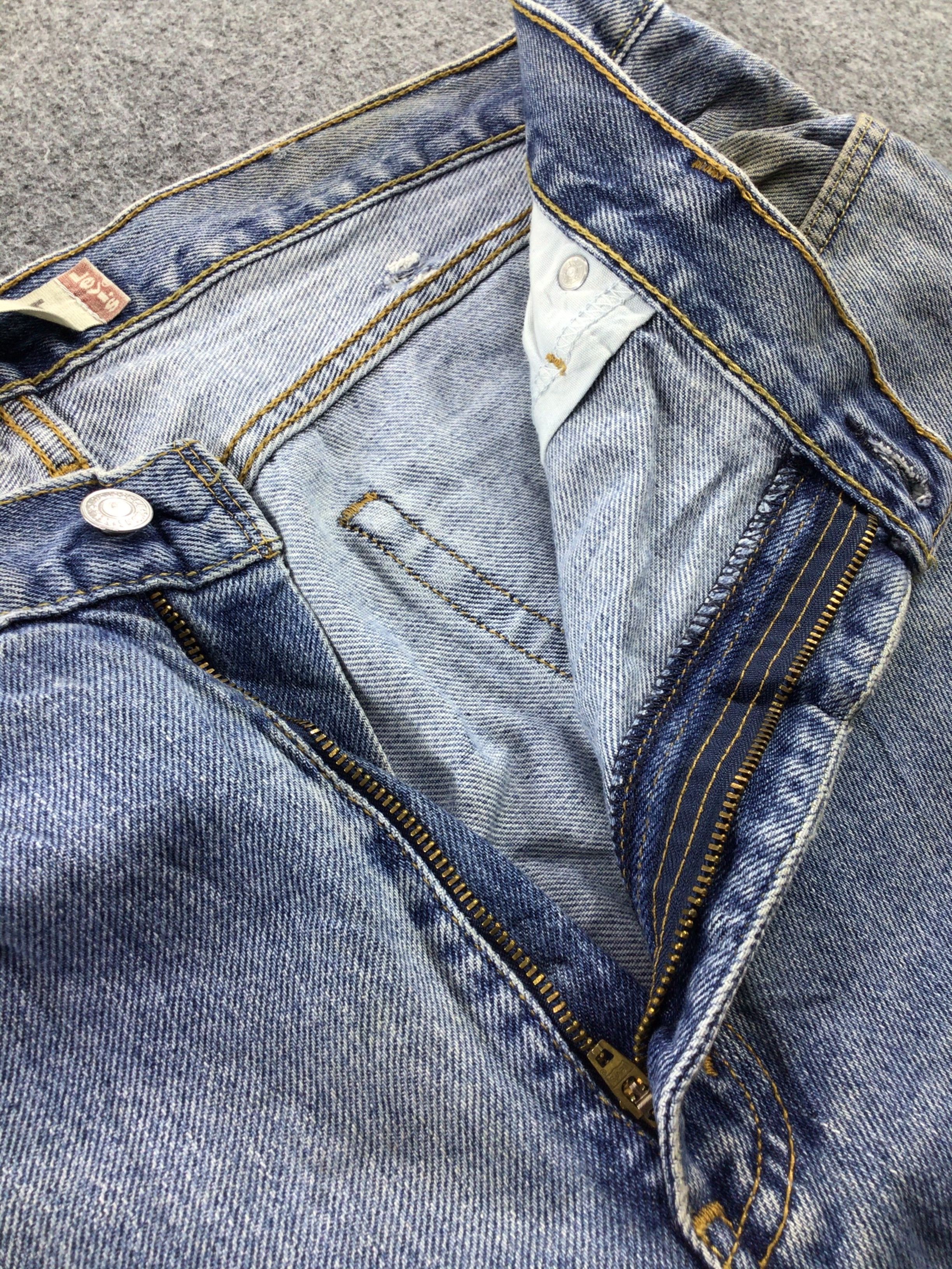 Levi's × Vintage Vintage Levis 505 Jeans-JM520 Size US 39 - 8 Thumbnail