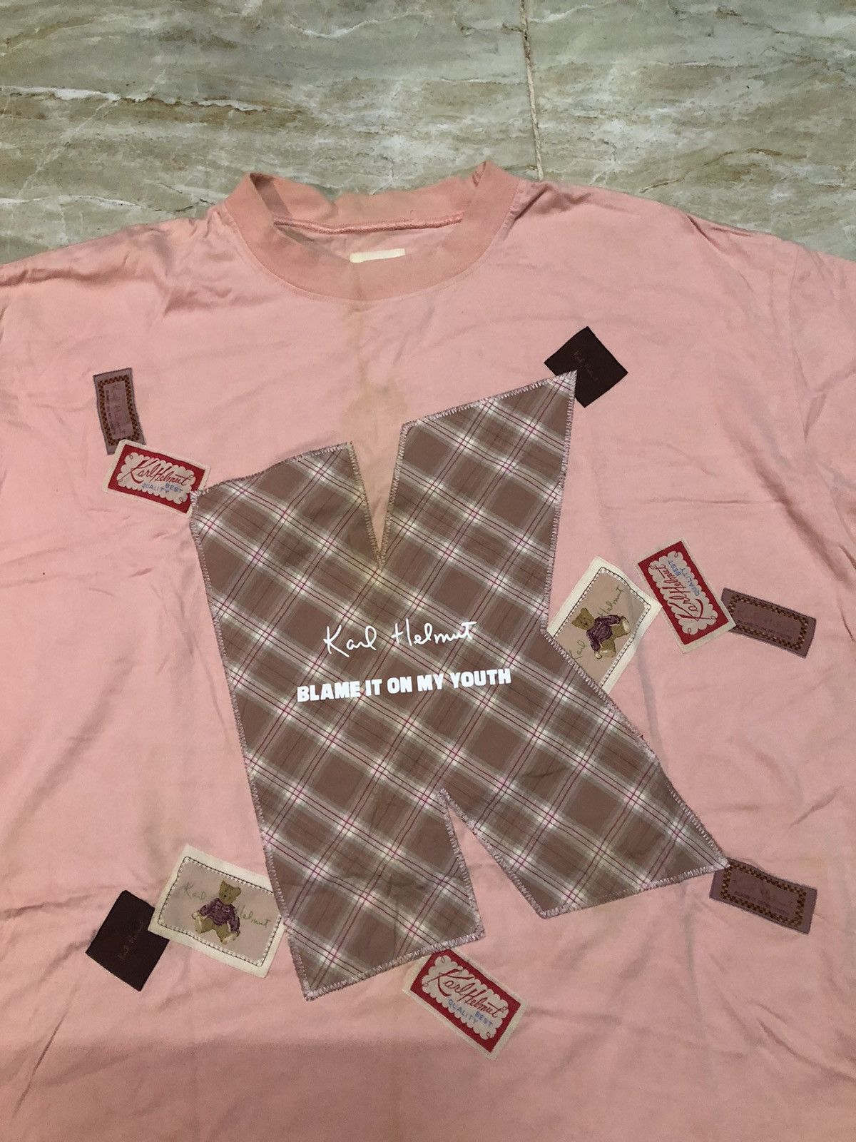 Japanese Brand Karl Helmut Sewn Patch Logo T-Shirt Size US L / EU 52-54 / 3 - 5 Thumbnail