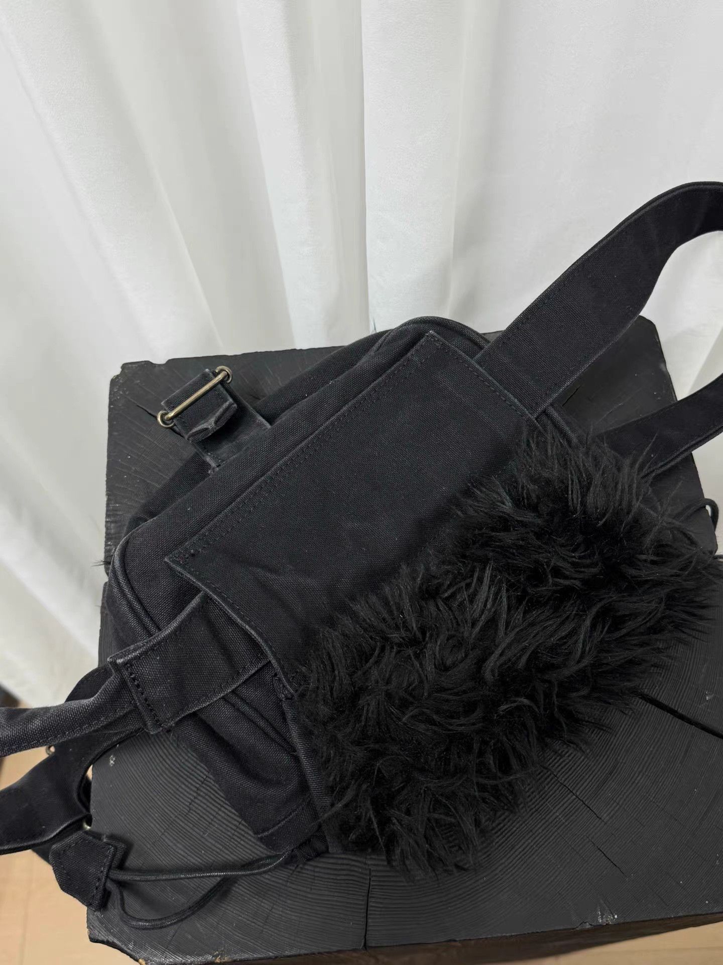 Christopher Nemeth nemeth Furry Waist Bag K20 Size ONE SIZE - 4 Thumbnail