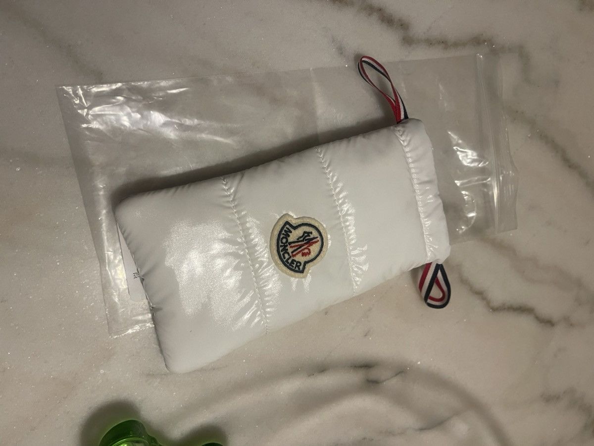 Moncler Moncler sunglasses pouch new Size ONE SIZE - 9 Thumbnail