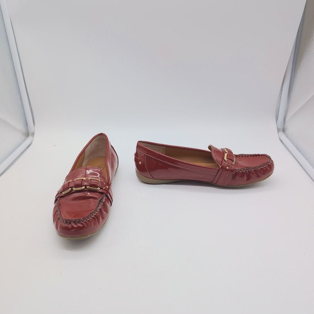 Bass Bass Betsy F15 Loafers Red with dark gold buckles sz 8 Size US 8 / IT 38 - 2 Thumbnail