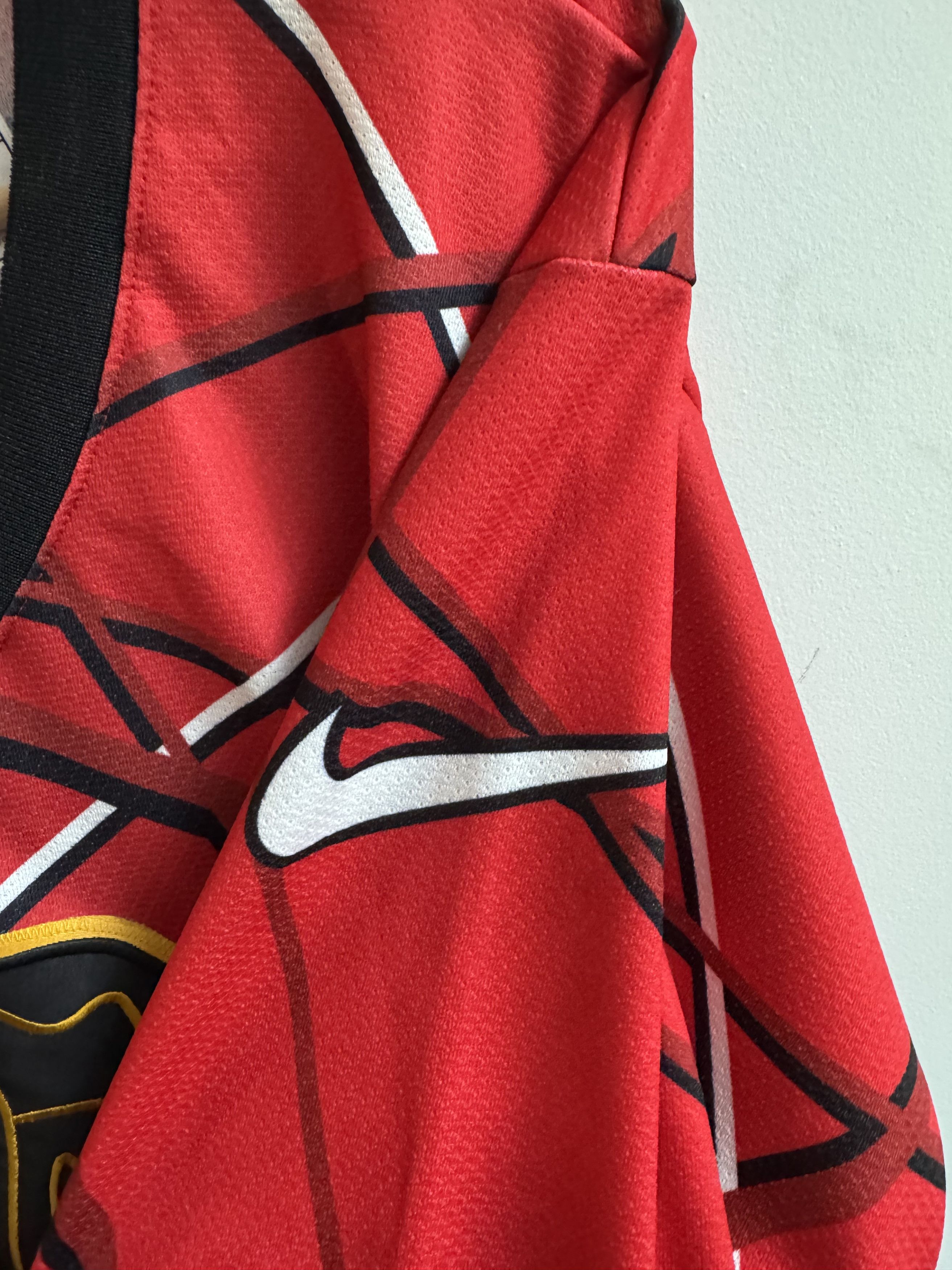 NHL × Nike 90/00s Nike NHL Chicago Blackhawks Rae Jersey Size M Size US M / EU 48-50 / 2 - 6 Thumbnail