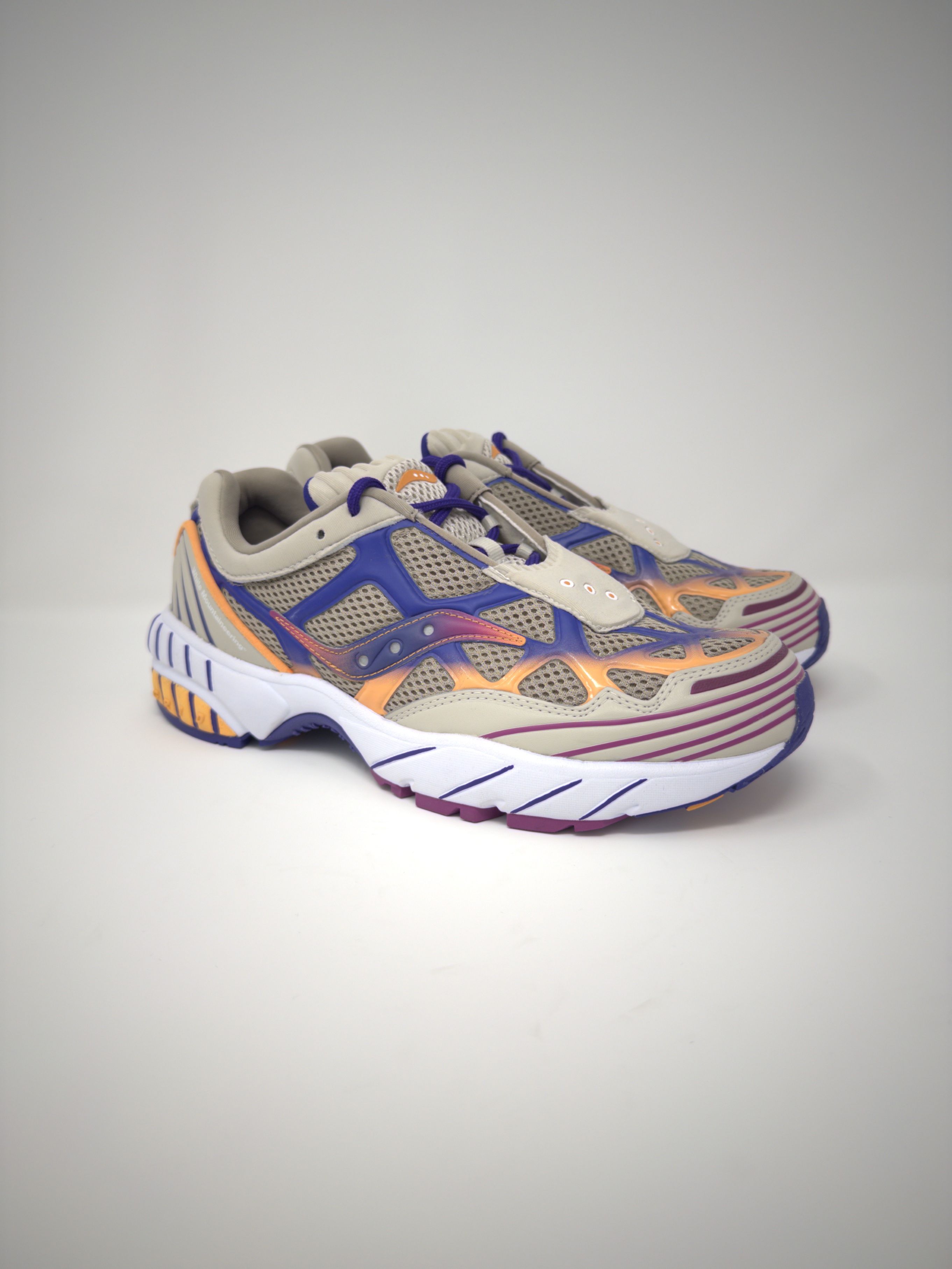 Saucony × White Mountaineering White Mountaineering x Saucony Grid Web Orange Purple Size US 9.5 / EU 42-43 - 1 Thumbnail
