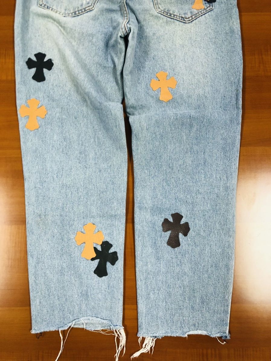 Forever 21 Forever 21 Ripped Jeans Size US 29 - 17 Thumbnail