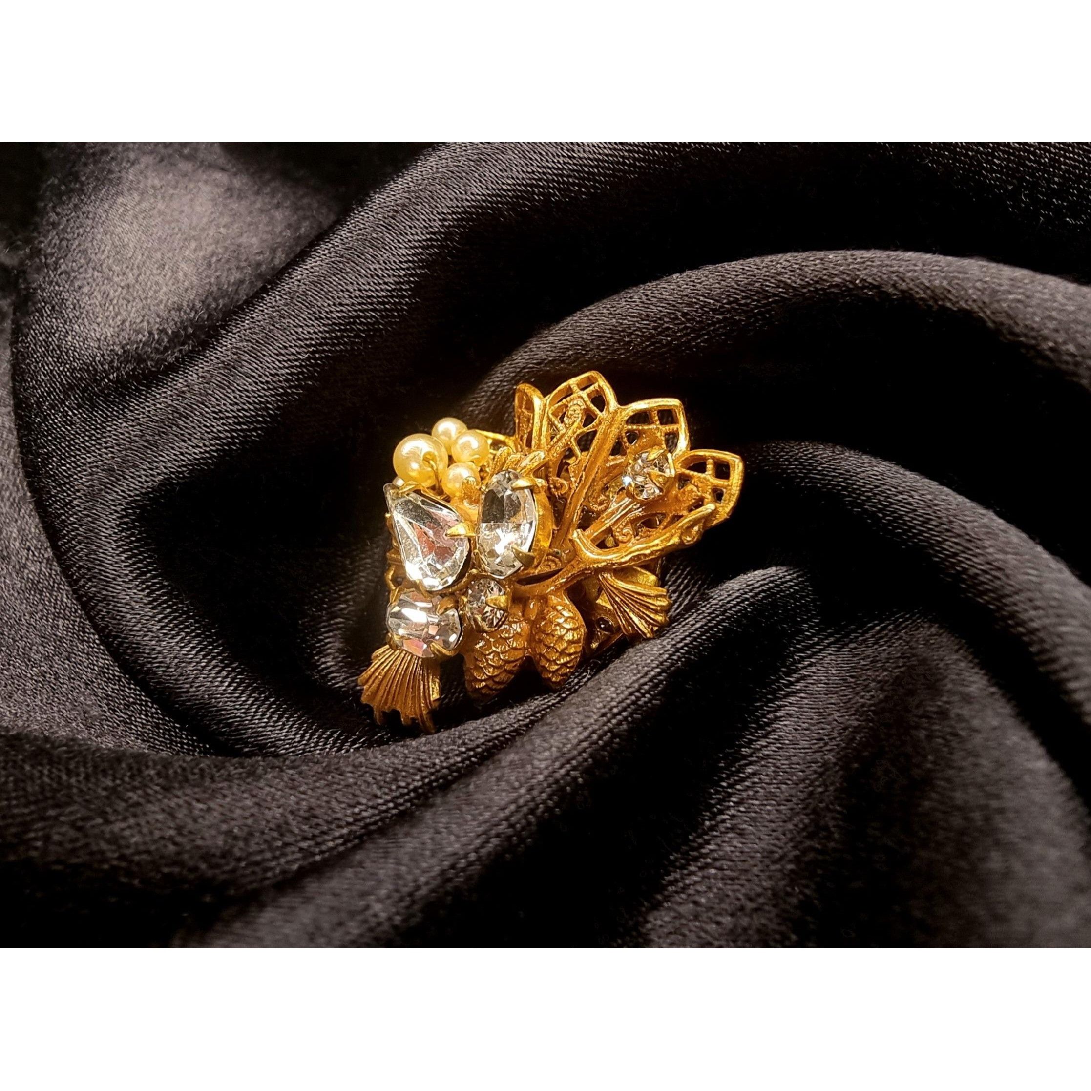 Vintage Rare Find Vintage Signed Original by Robert 1950's Brooch Pi Size ONE SIZE - 1 Thumbnail
