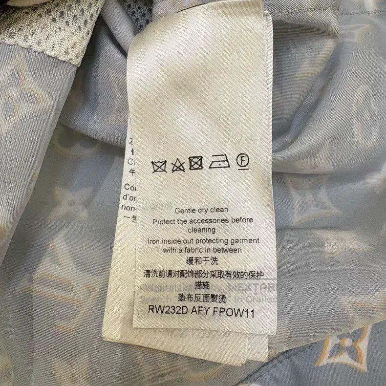 Louis Vuitton Louis Vuitton Monogram full print assault jacket Size XS / US 0-2 / IT 36-38 - 8 Thumbnail