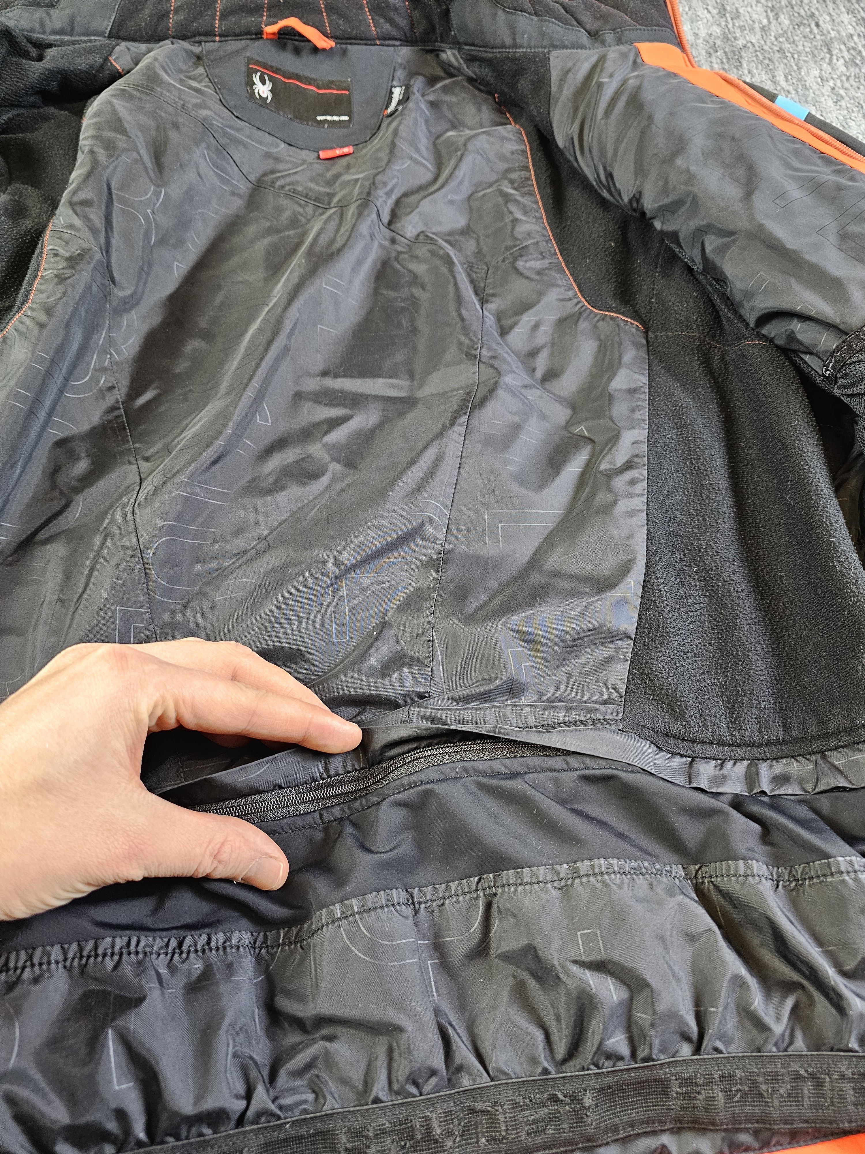 Spyder Spyder Titan GORE-TEX Thinsulate Ski Jacket Colorblock L Size US L / EU 52-54 / 3 - 15 Thumbnail