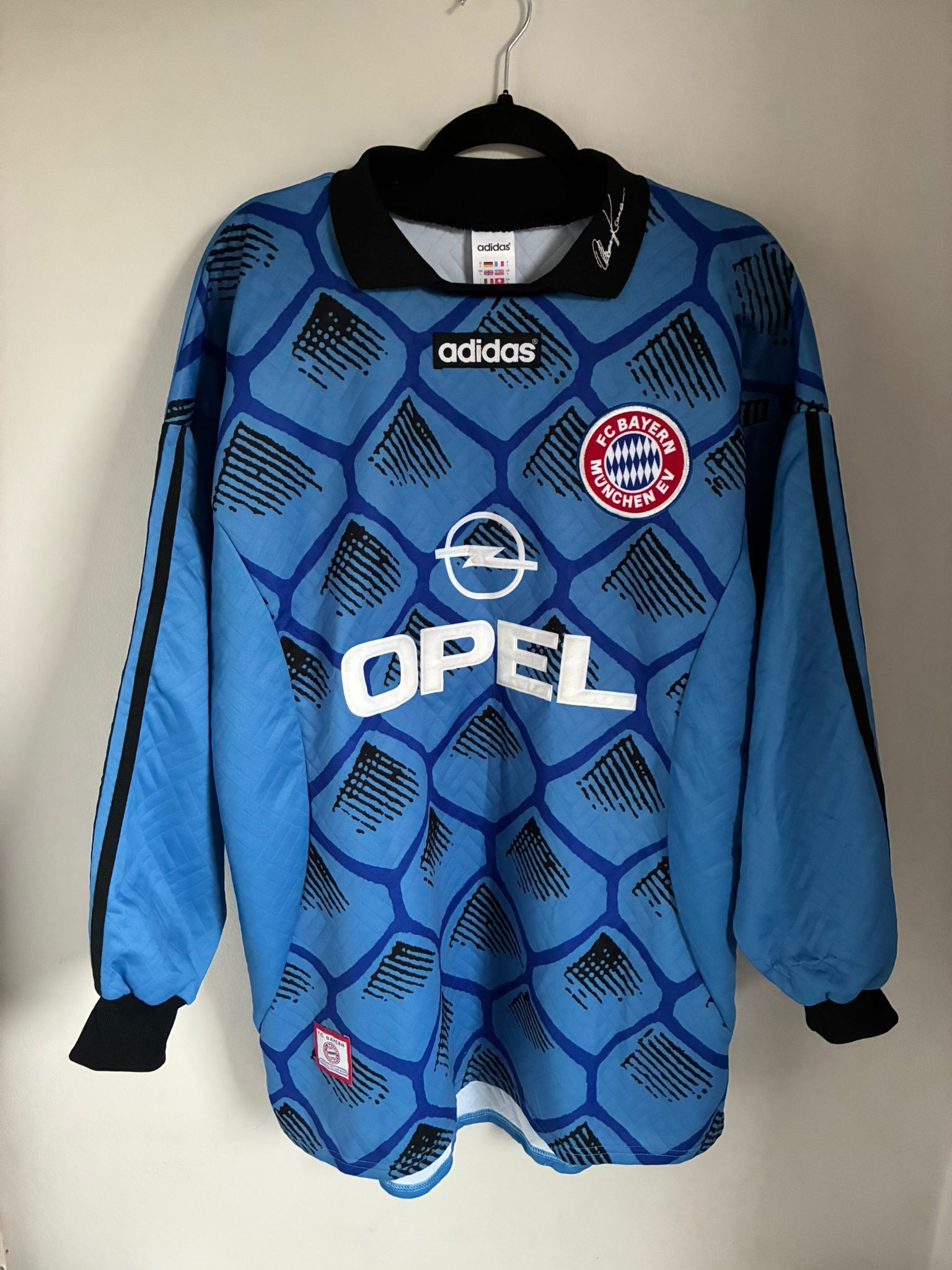 Adidas Vintage Jersey adidas Bayern München Oliver Kahn 90 football Size US L / EU 52-54 / 3 - 1 Thumbnail