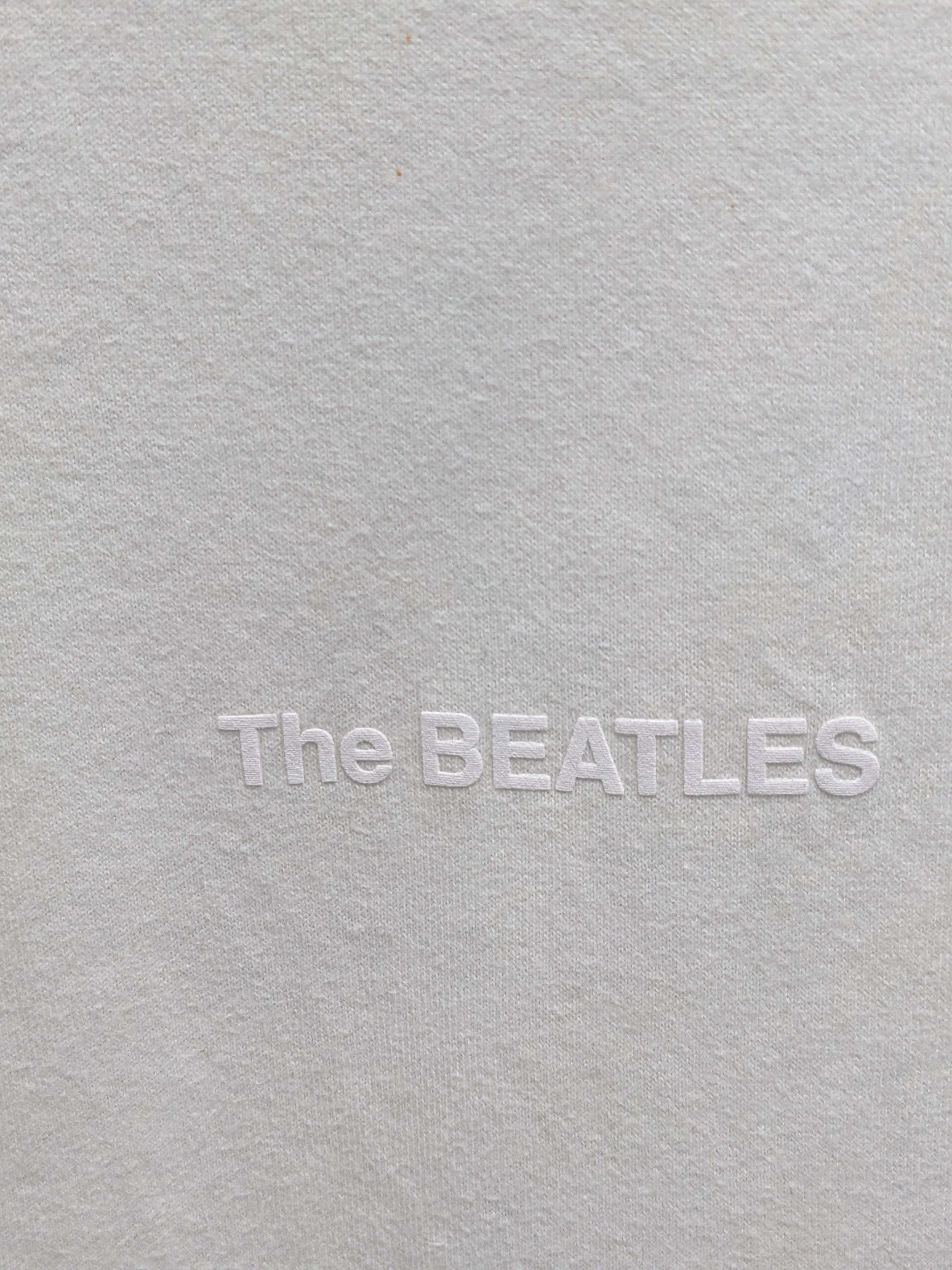 Band Tees THE BEATLES CAPITAL RECORD X JAPANESE BRAND UNIQLO TSHIRT Size US L / EU 52-54 / 3 - 5 Thumbnail