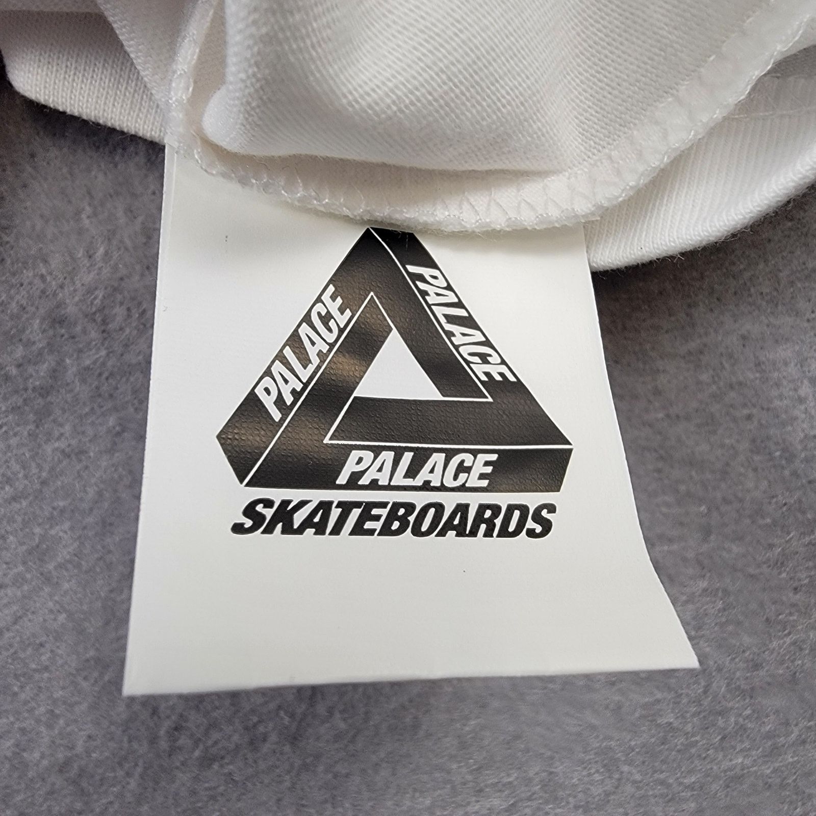 Palace Palace Skateboards PALLAS Family T Sz S White New (553) Size US S / EU 44-46 / 1 - 3 Thumbnail