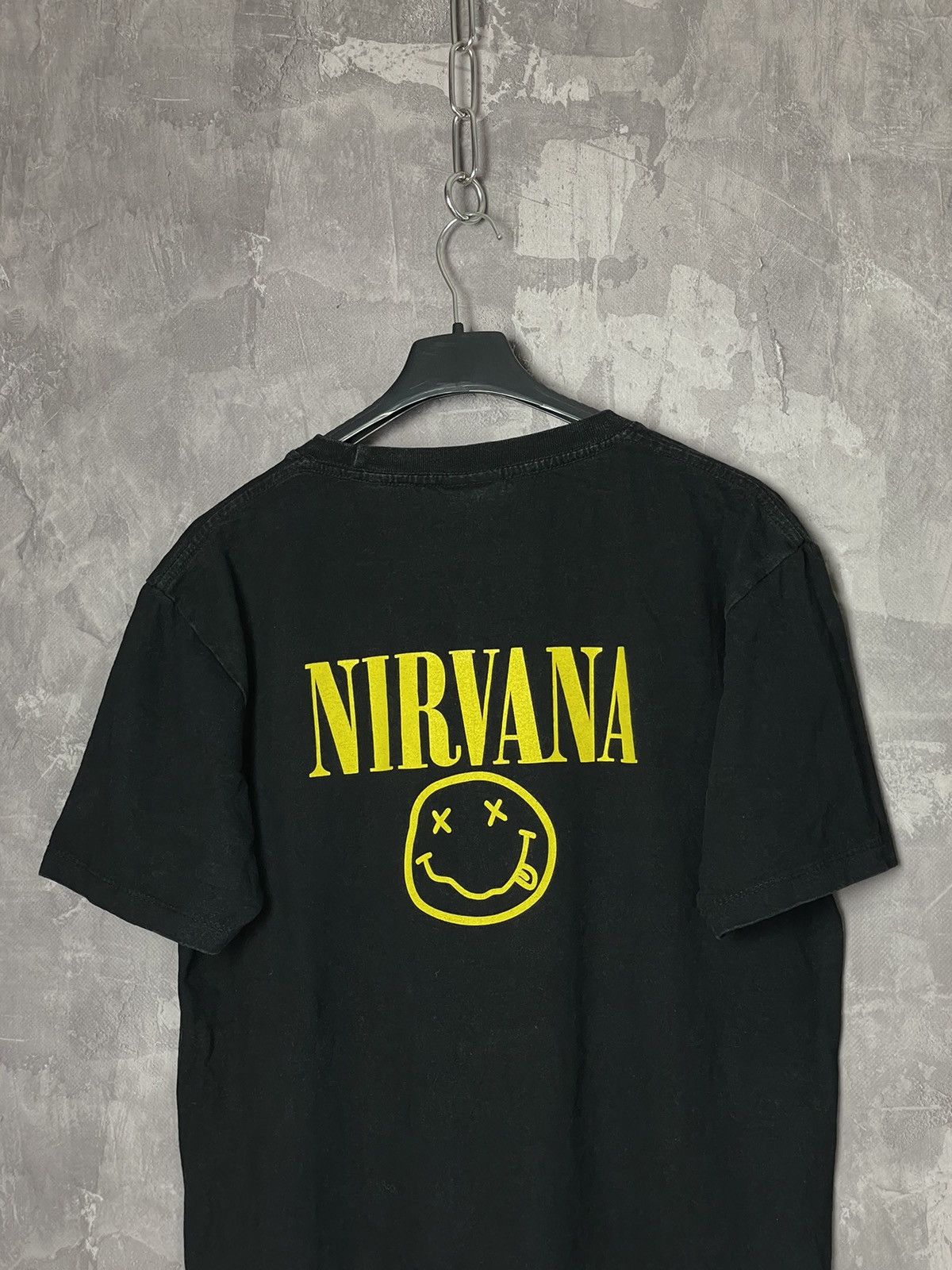 Band Tees × Nirvana × Vintage Vintage Nirvana Rock Band T Shirt Smiley Face Size US M / EU 48-50 / 2 - 7 Thumbnail