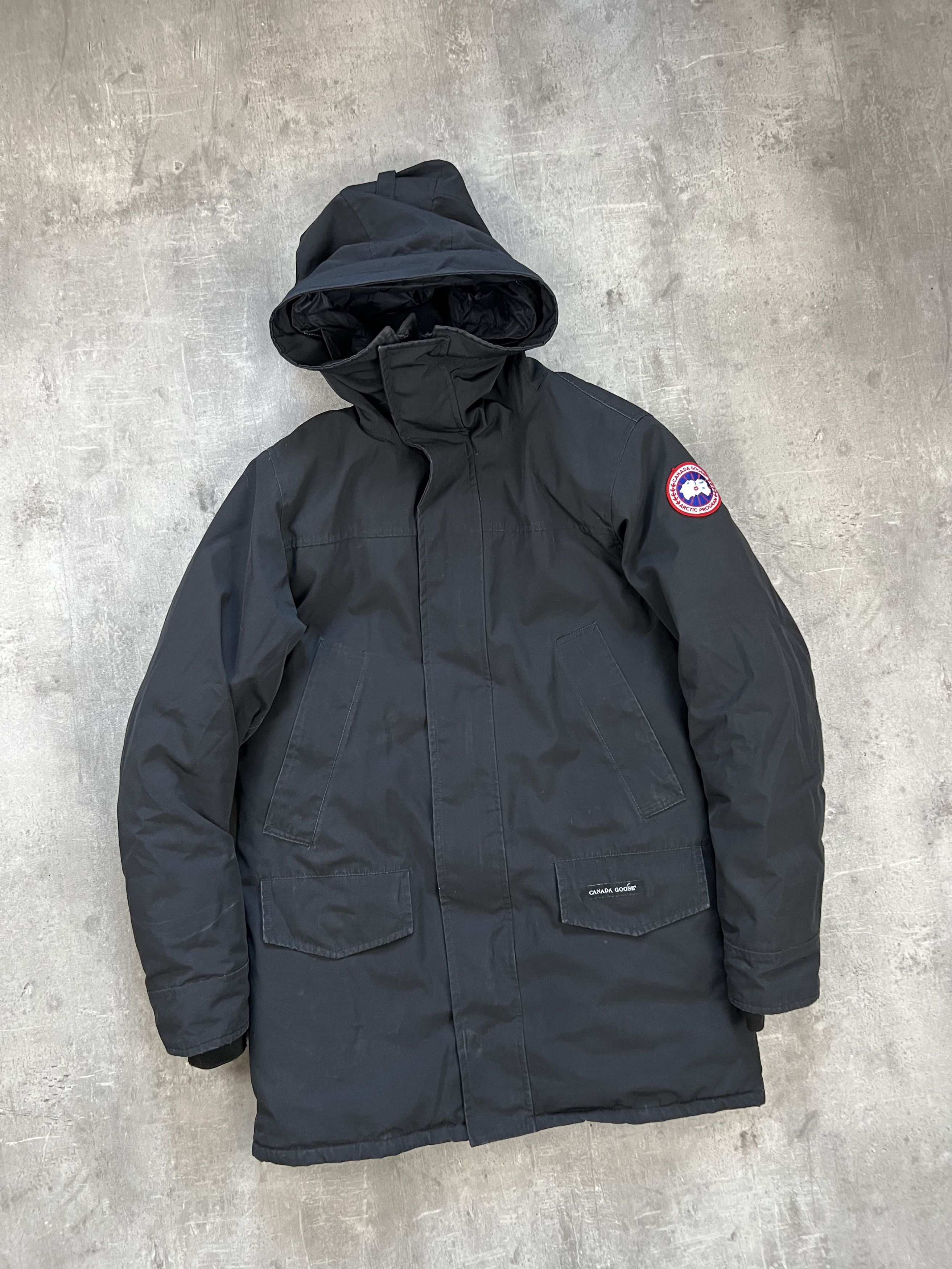 Canada Goose canada goose puffer parka size M-L luxury Size M / US 6-8 / IT 42-44 - 1 Thumbnail