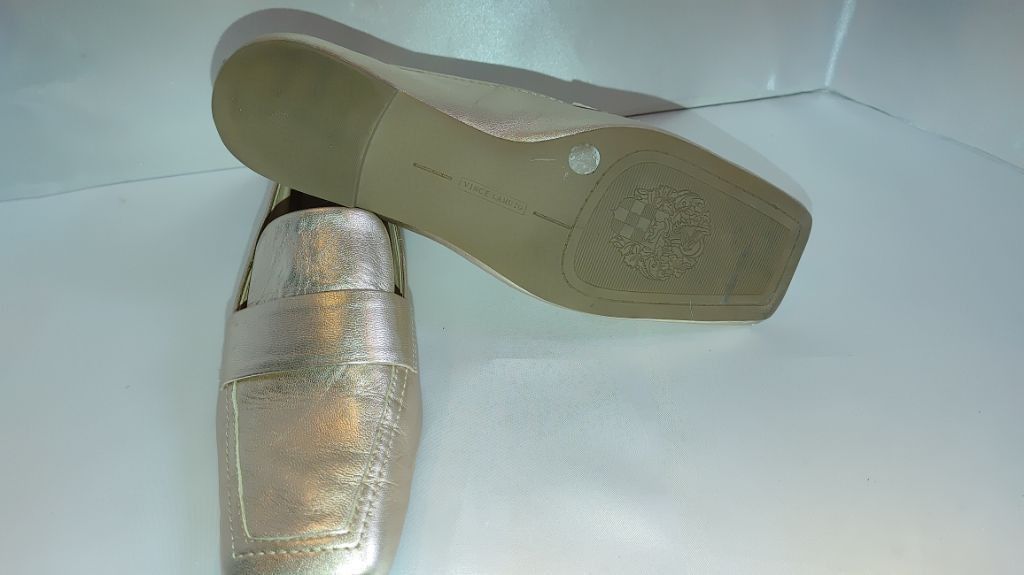Vince Camuto Vince Camuto Emenlyn Loafers Size 6 NWOT Size US 6 / IT 36 - 7 Thumbnail
