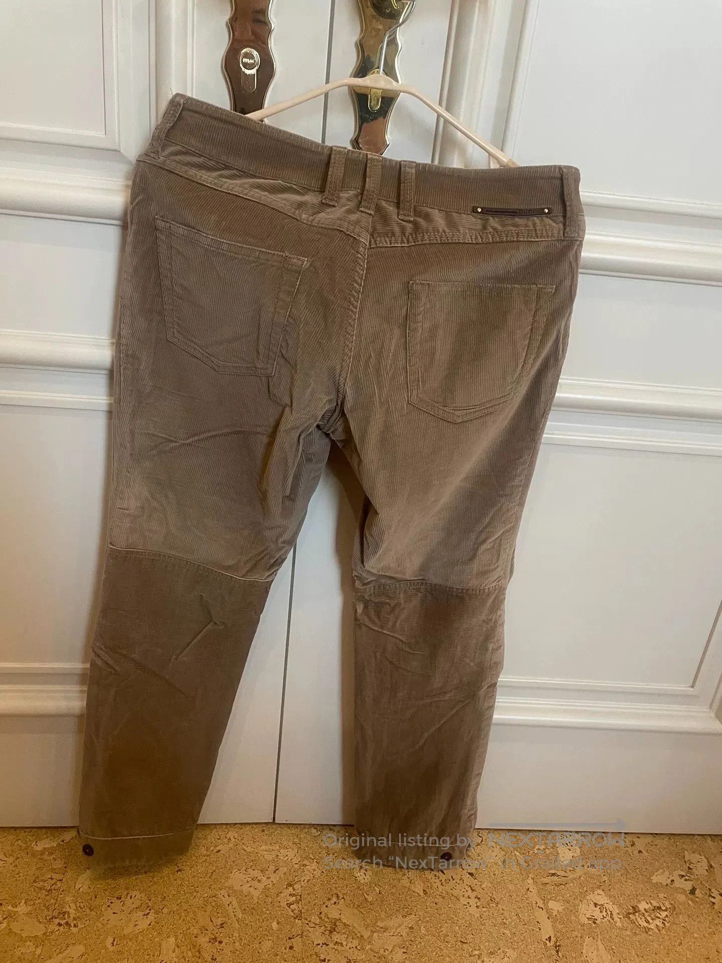 Gucci Gucci Women's Cropped Button Pants. Size 39" - 3 Thumbnail