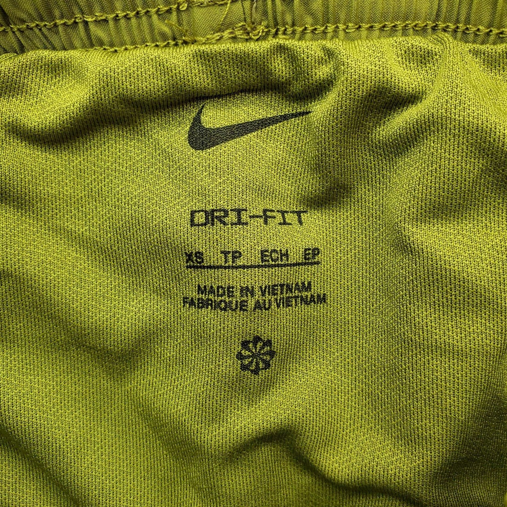 Nike Nike Tempo Running Shorts Womens XS Dri-Fit Elastic Waist Polyester Multicolor Stretch Lined Size 26" / US 2 / IT 38 - 5 Thumbnail