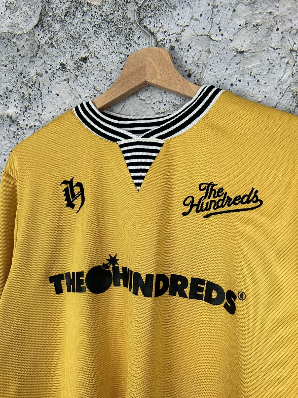 Other Vintage The Hundreds Longsleeve Jersey Retro Football Skate Size US S / EU 44-46 / 1 - 3 Thumbnail