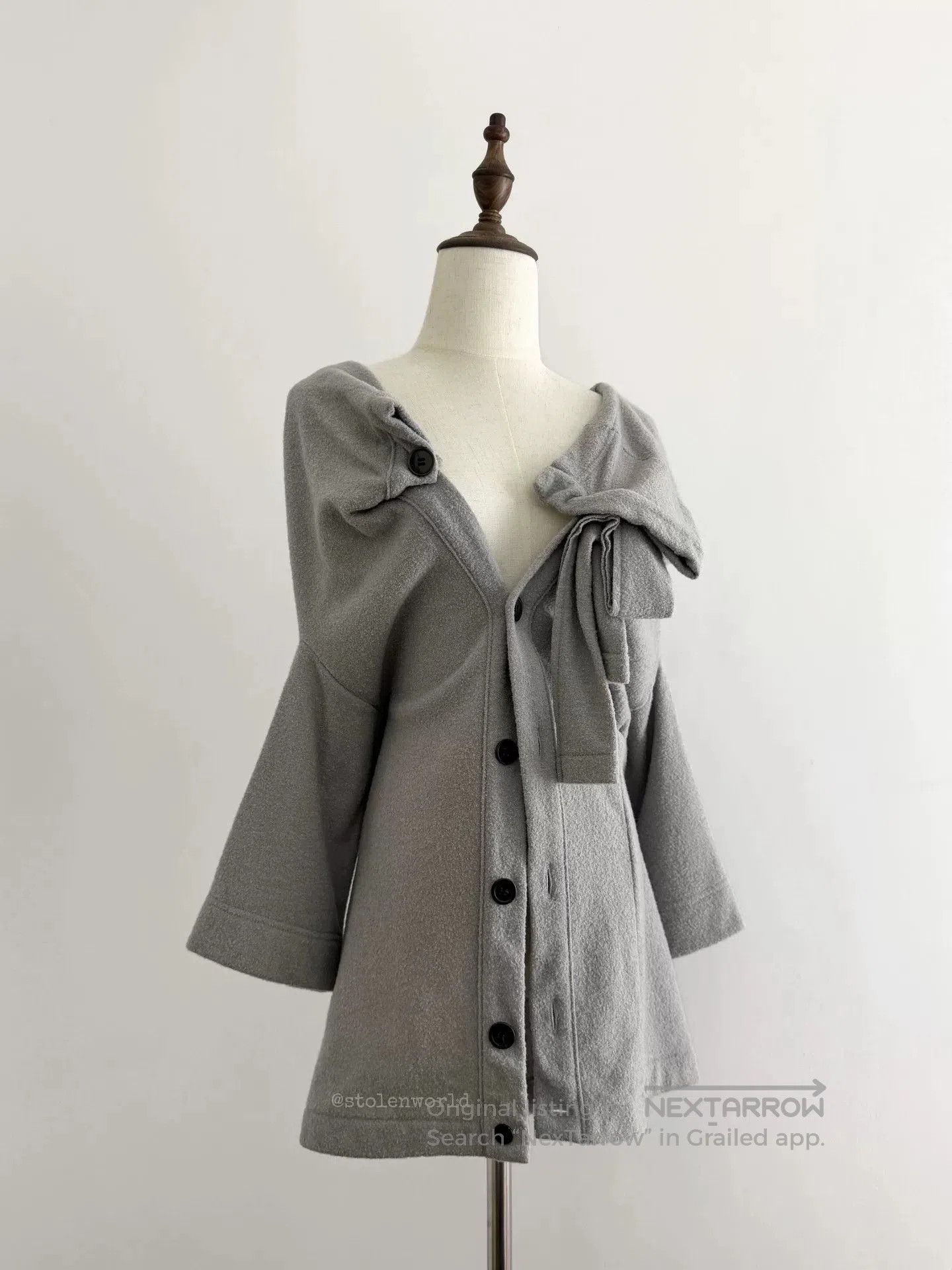 Y's gray asymmetrical shoulder top by Y's. Size S / US 4 / IT 40 - 5 Thumbnail