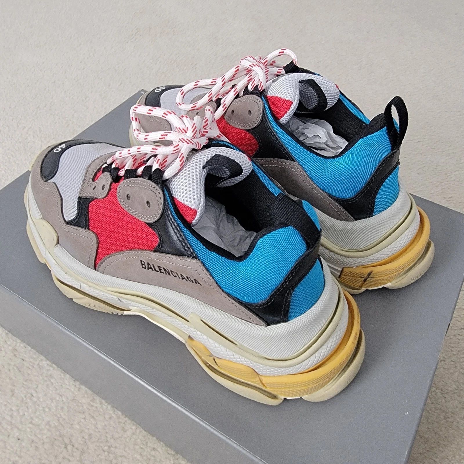 Balenciaga Balenciaga Triple S Grey/Red/Blue Sneakers Size US 7 / EU 40 - 3 Thumbnail