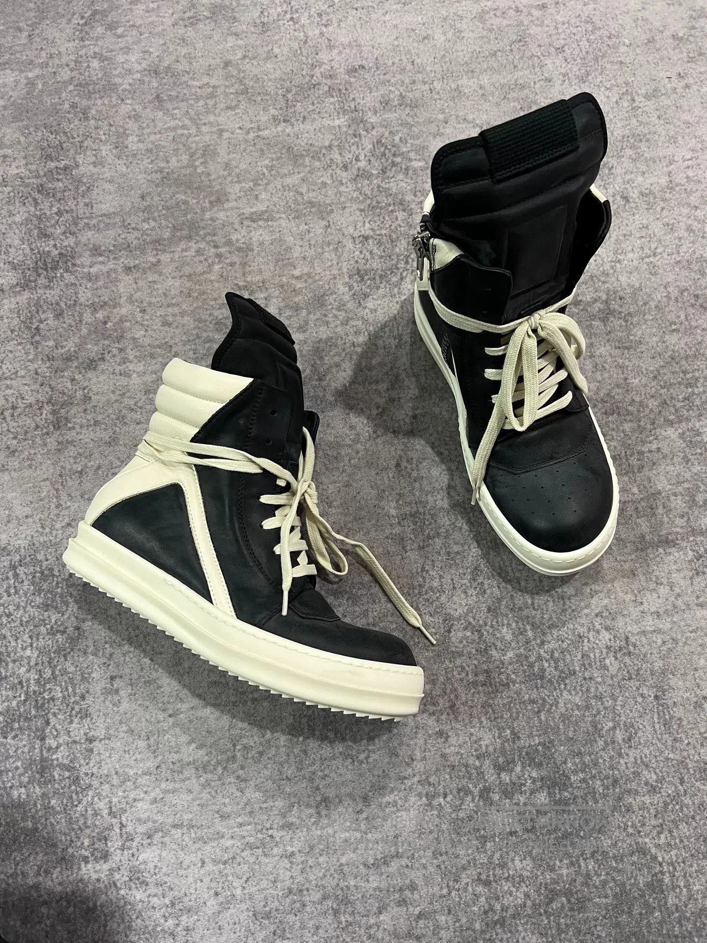 Rick Owens rick owens black and white high. Size US 6.5 / EU 39-40 - 2 Thumbnail