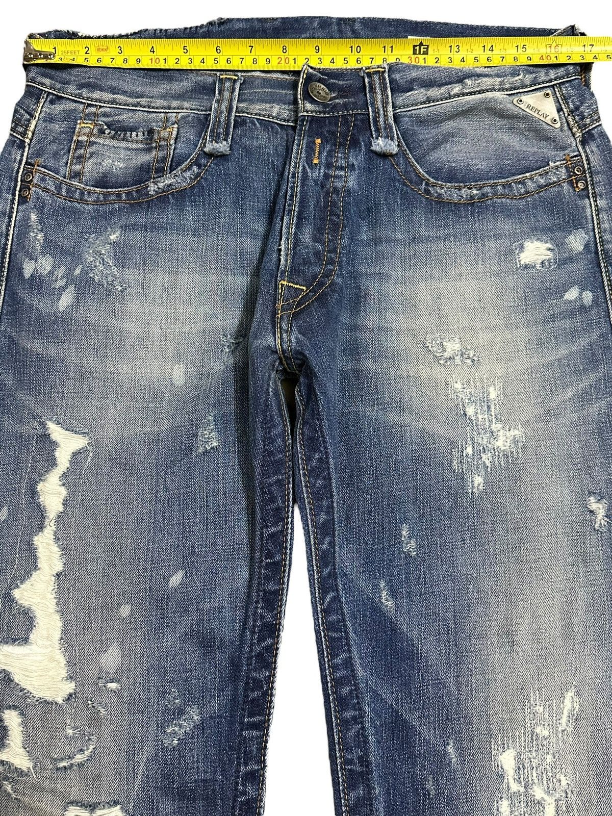Designer Vintage Replay Blue Wash Style Distressed Loose Jeans Size US 33 - 12 Thumbnail