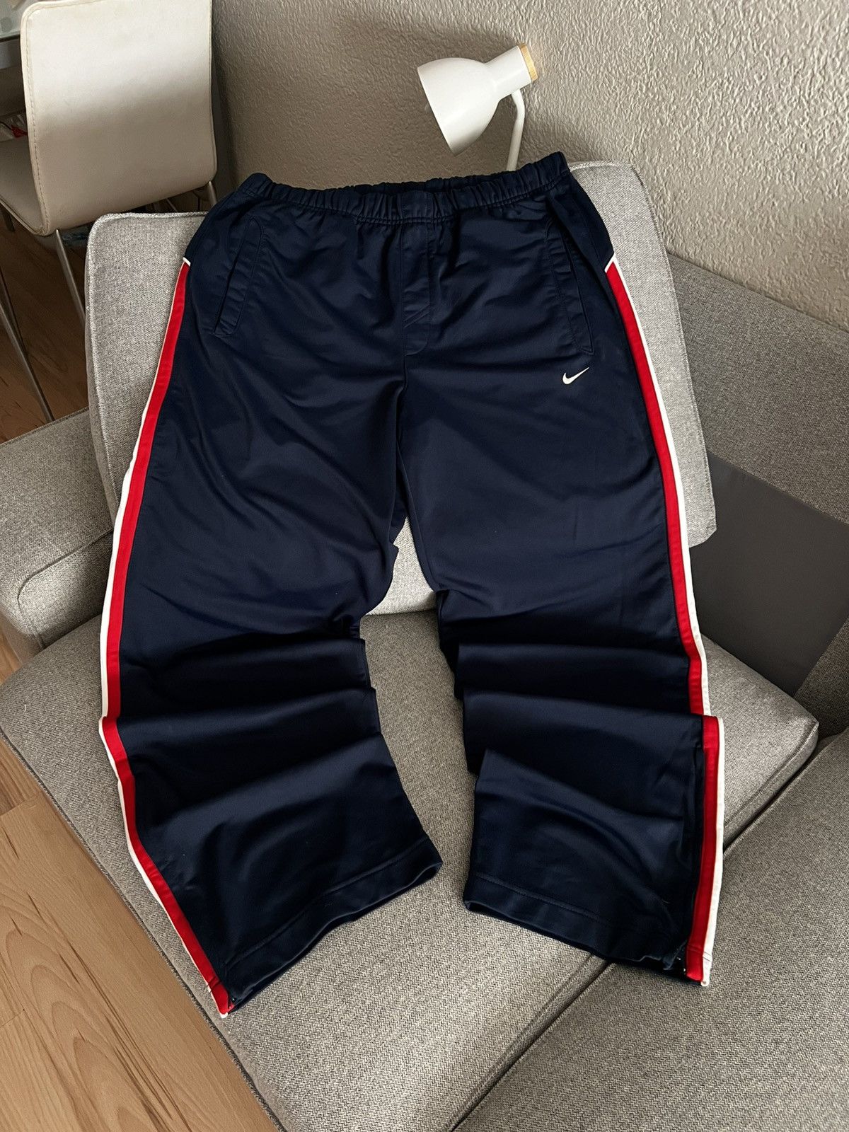 Nike VINTAGE NIKE BAGGY SWOOSH DRILL PANTS 90s Y2K size XL Size US 36 / EU 52 - 1 Thumbnail