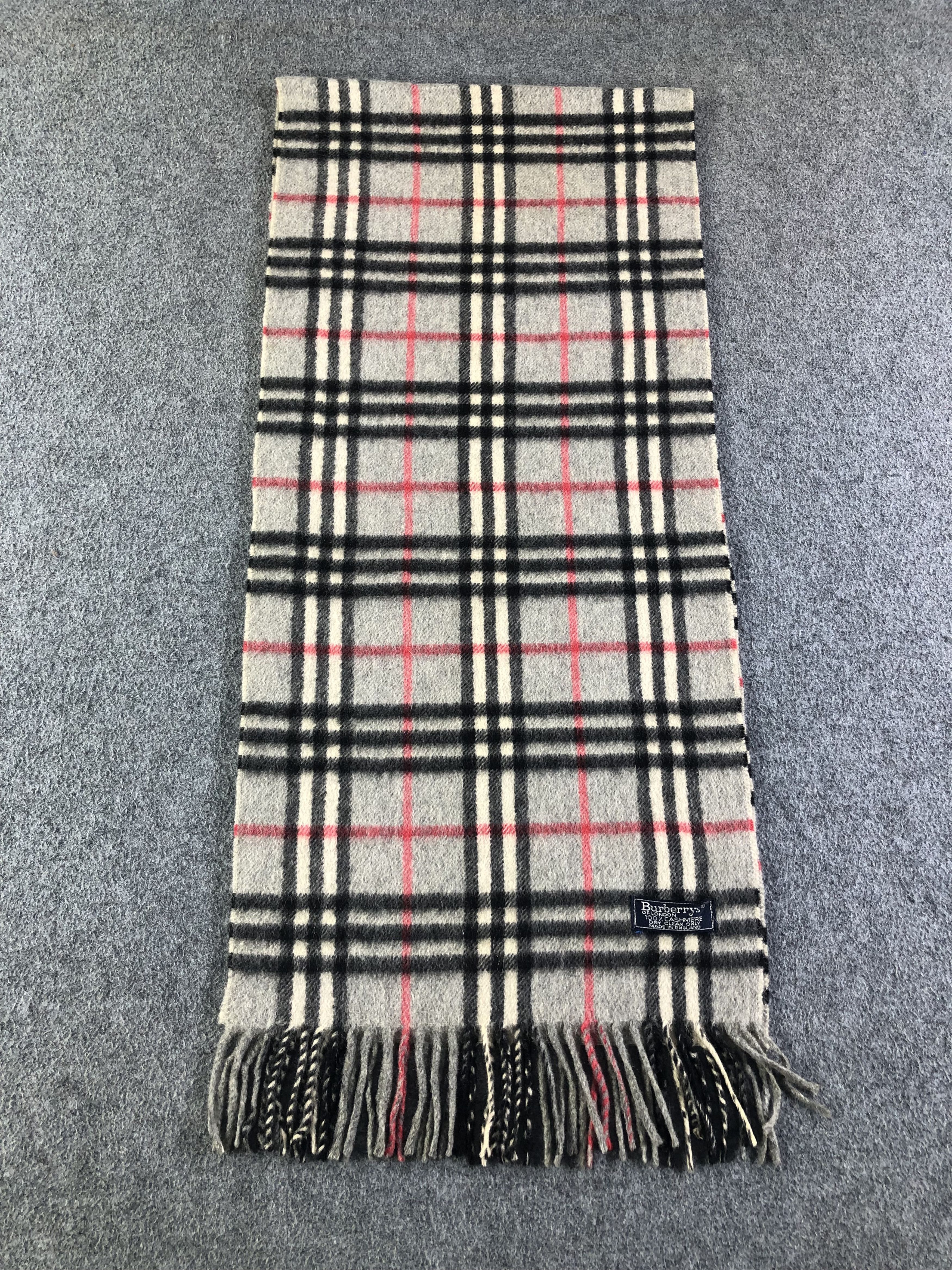 Burberry Burberrys Cashmere Scarf / Muffler / Neckwear SS1243 Size ONE SIZE - 2 Thumbnail